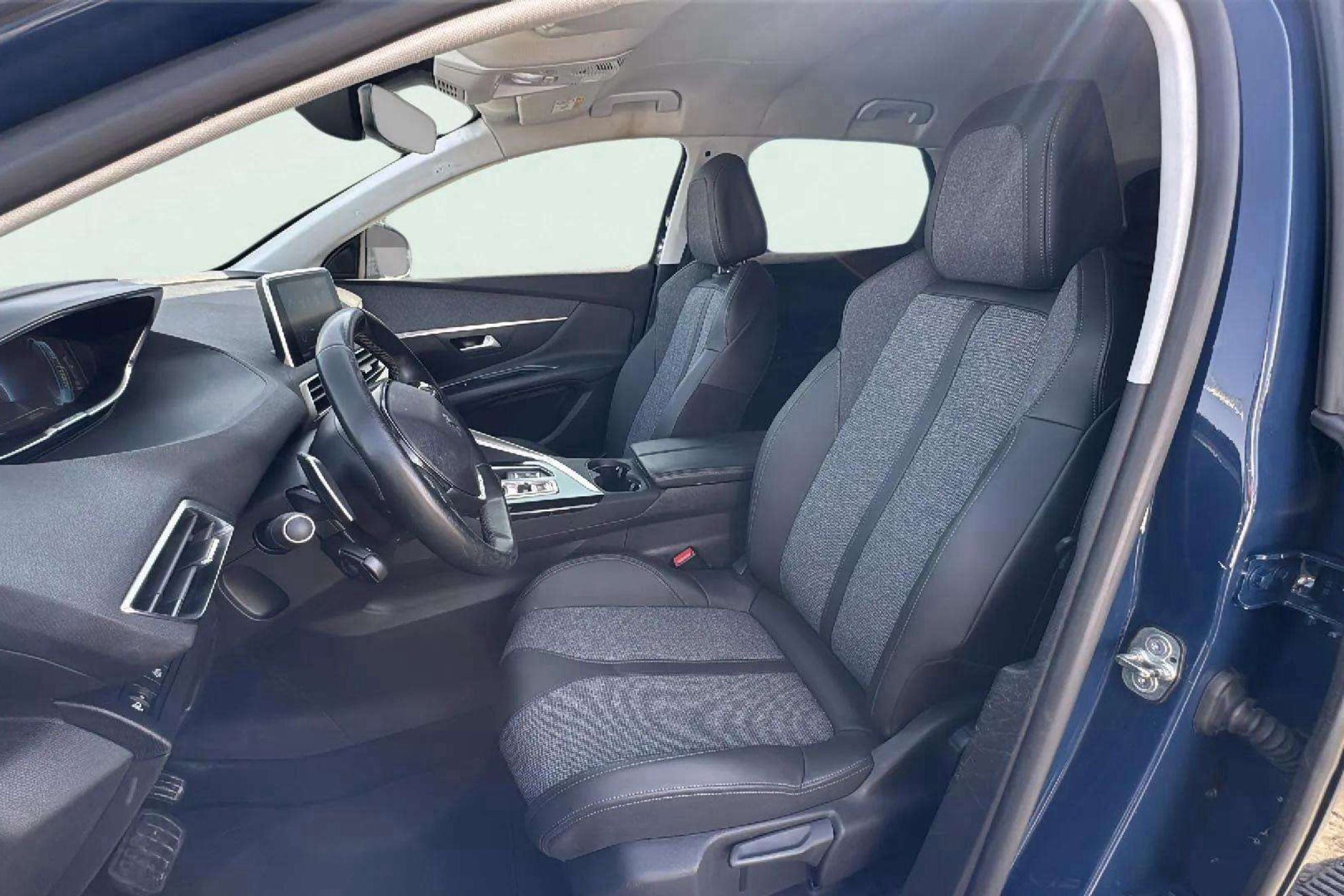 Peugeot 3008 Hybrid 225 e-EAT8 Allure - foto 10