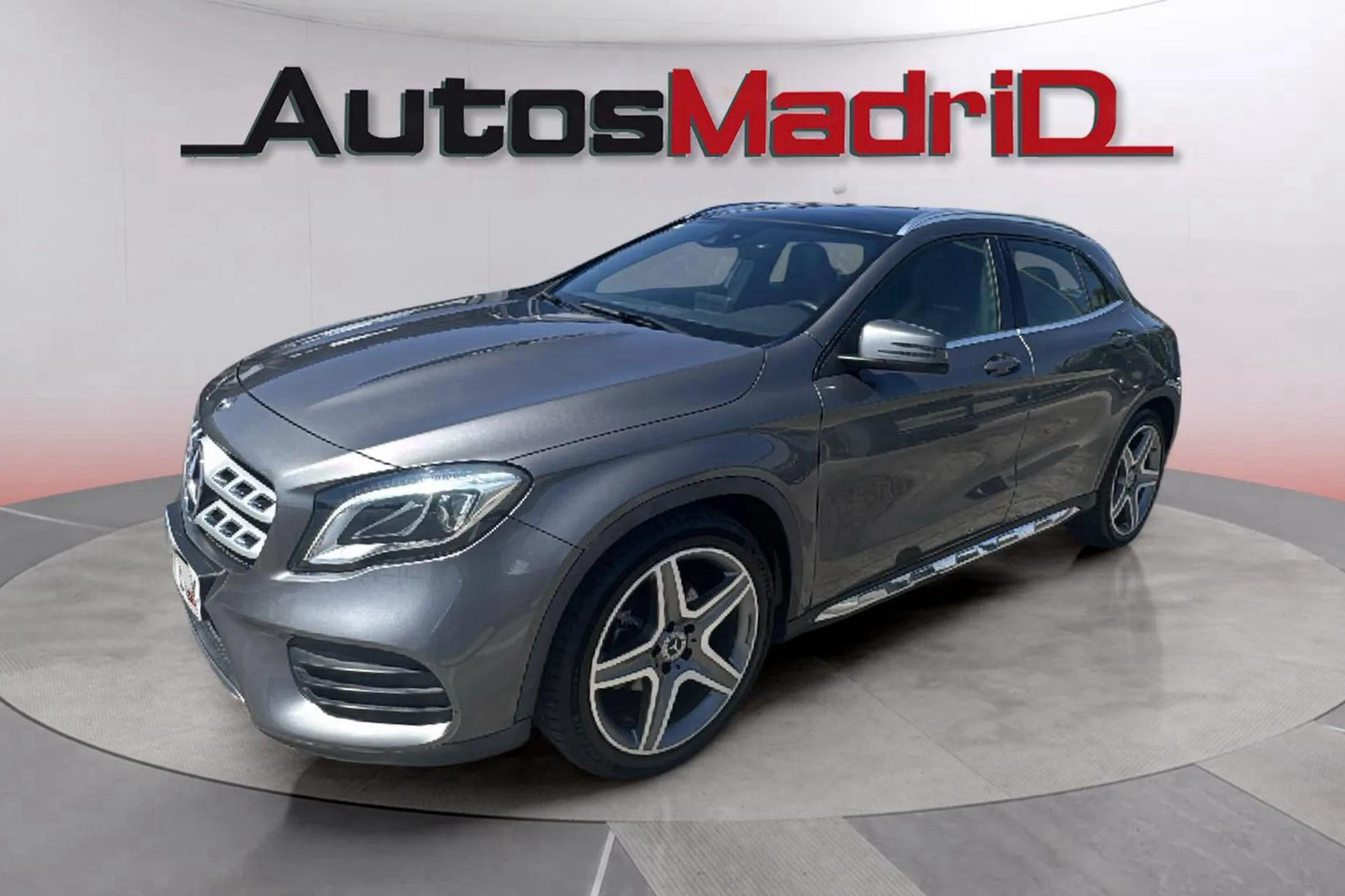 Mercedes-Benz GLA 200d - foto 3