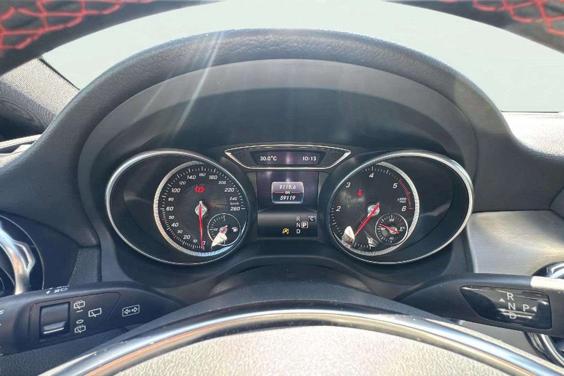 Mercedes-Benz GLA 200d - foto 27