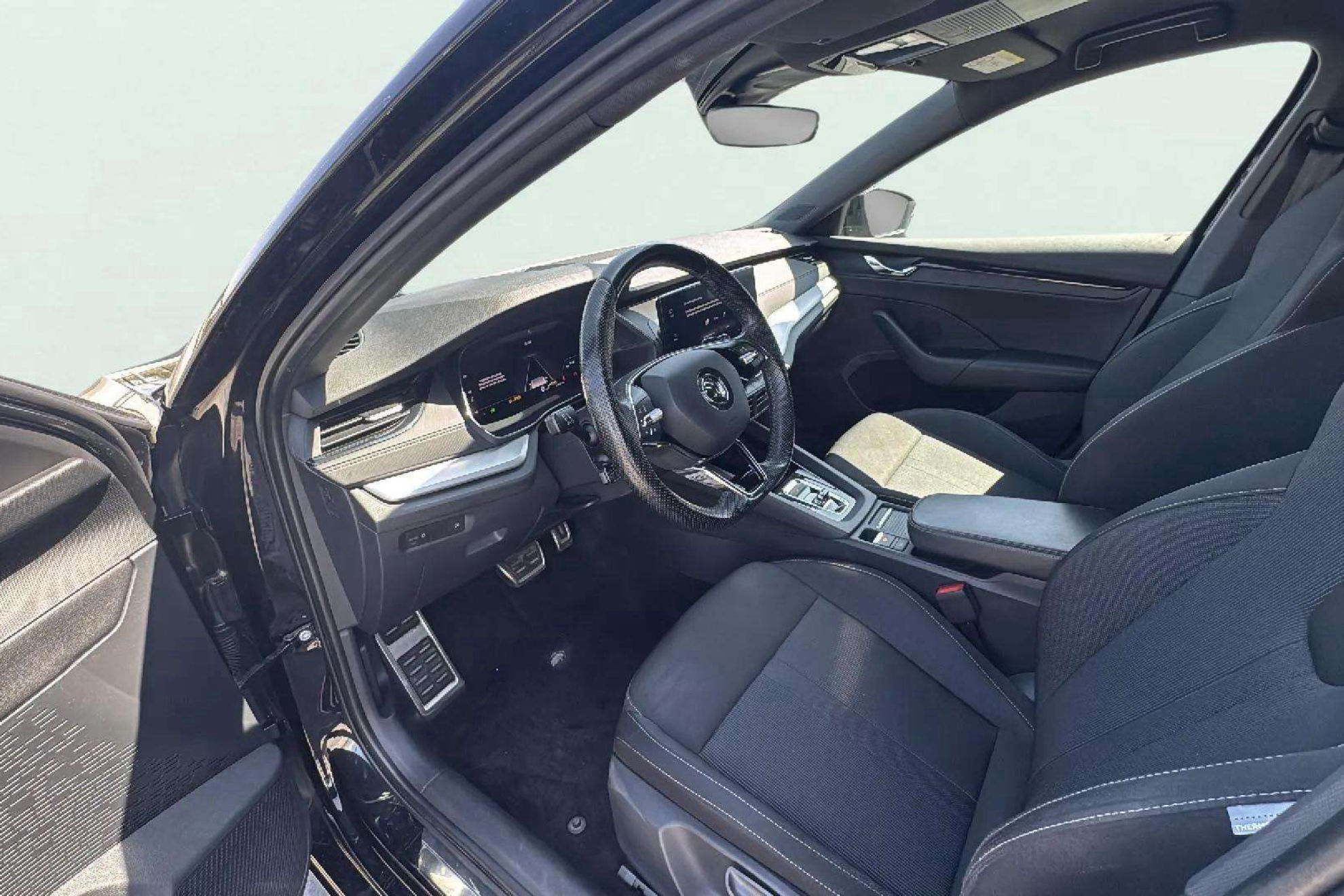Škoda Octavia 2.0 TDI DSG Style - foto 11