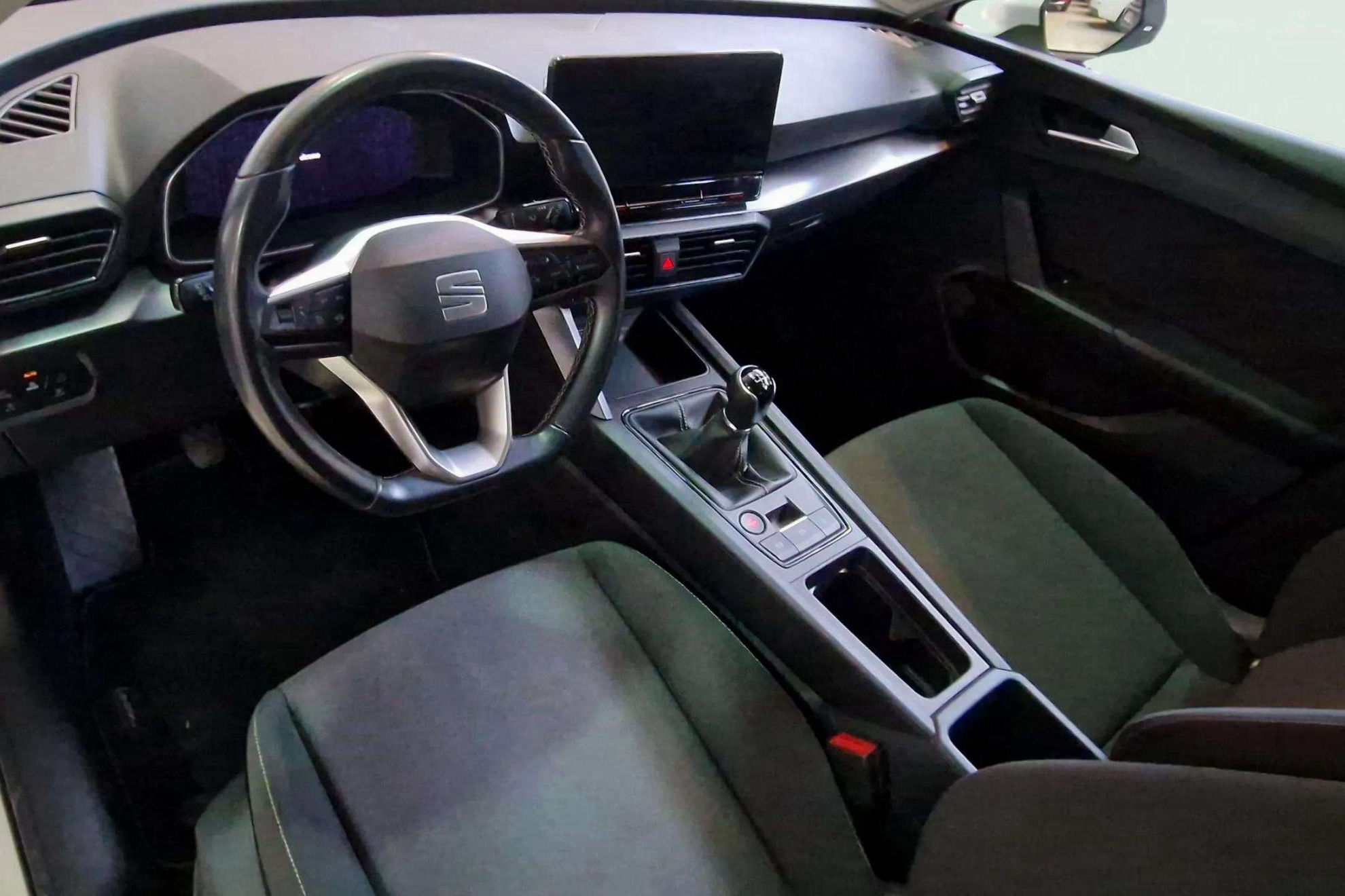 SEAT León 2.0 TDI Style Go - foto 12