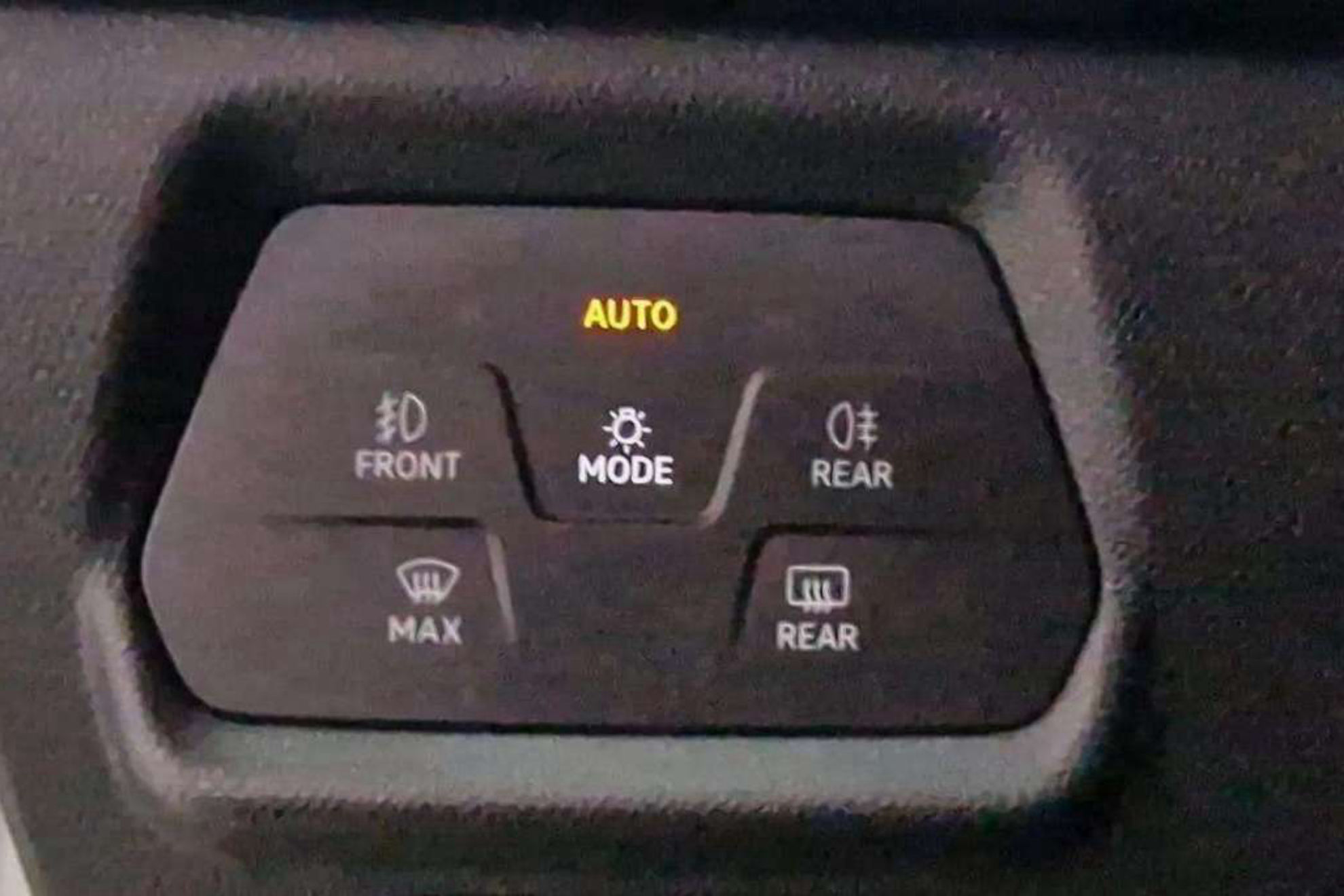 SEAT León 2.0 TDI Style Go - foto 11