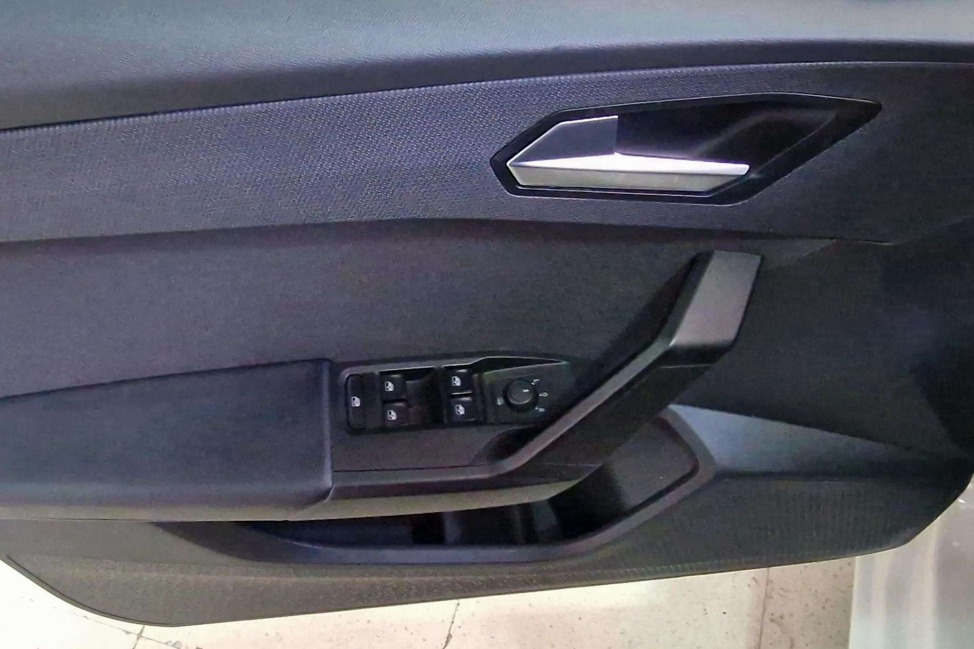 SEAT León 2.0 TDI Style Go - foto 10