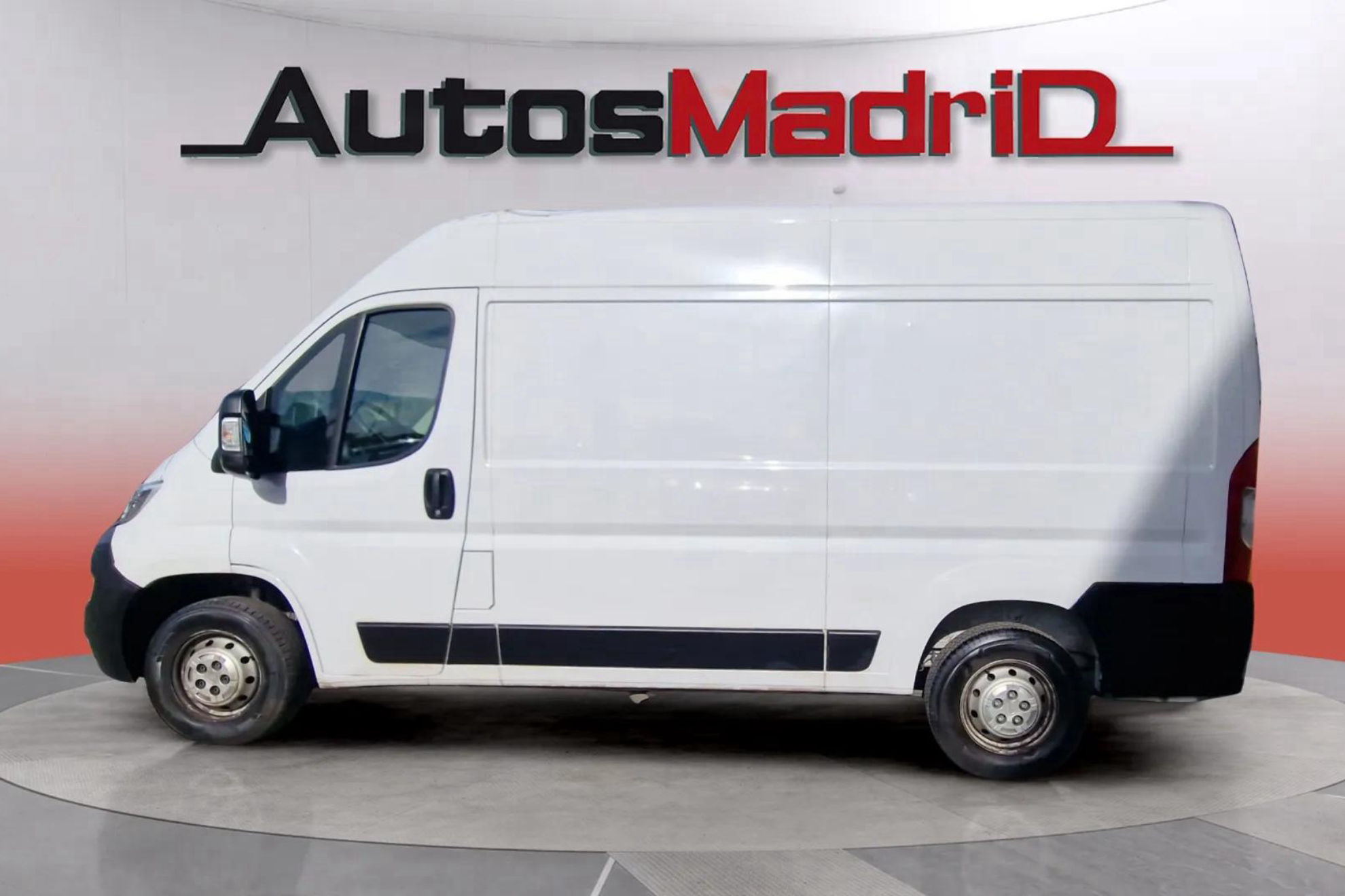 Opel Movano Furgón 3.3T L2 H2 2.2 BlueHDi 120 MT6 - foto 4