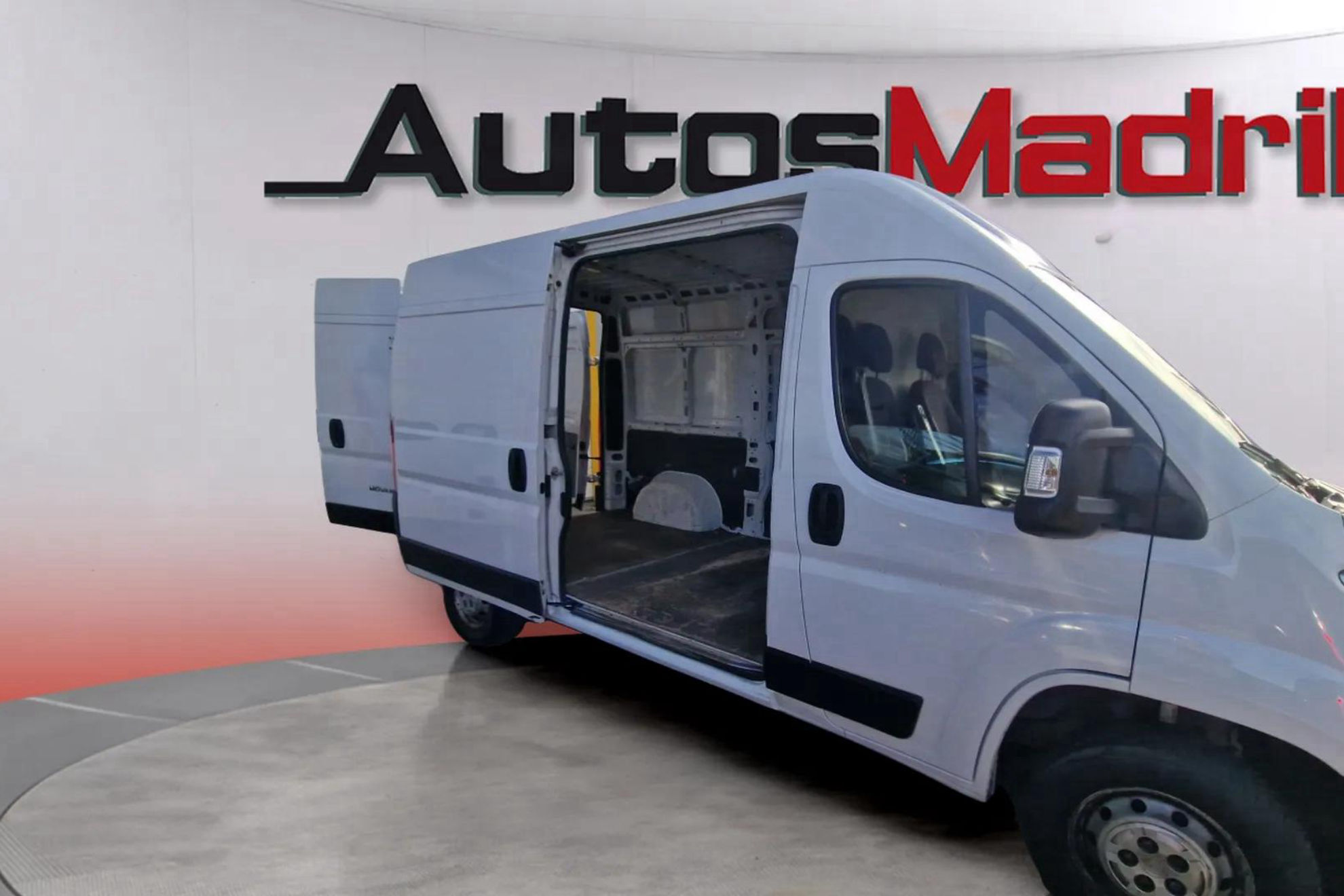 Opel Movano Furgón 3.3T L2 H2 2.2 BlueHDi 120 MT6 - foto 8