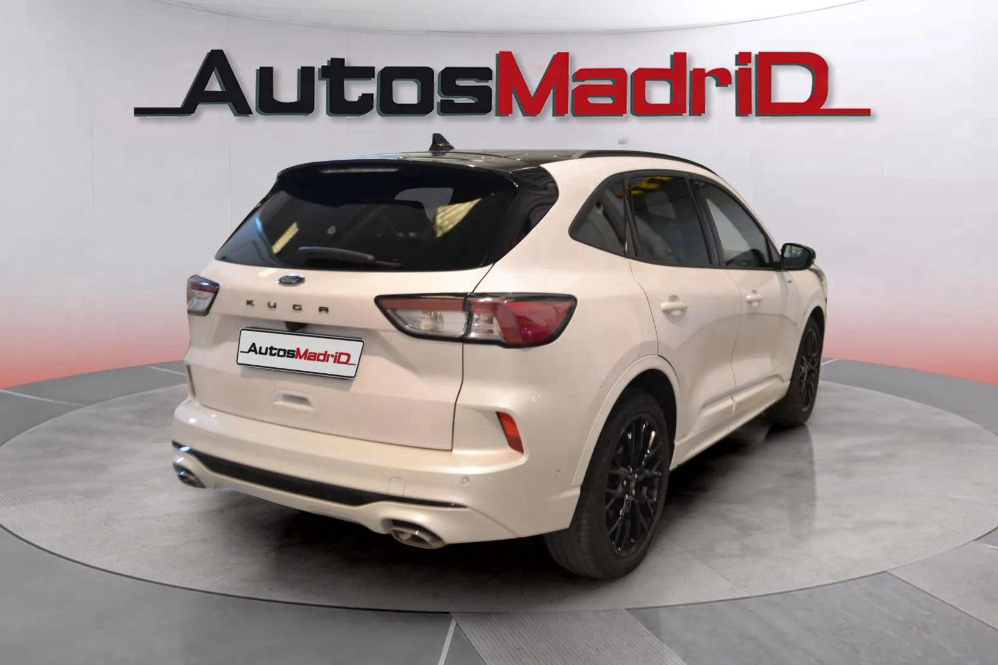 Ford Kuga ST-Line X 1.5T EcoBoost - foto 7