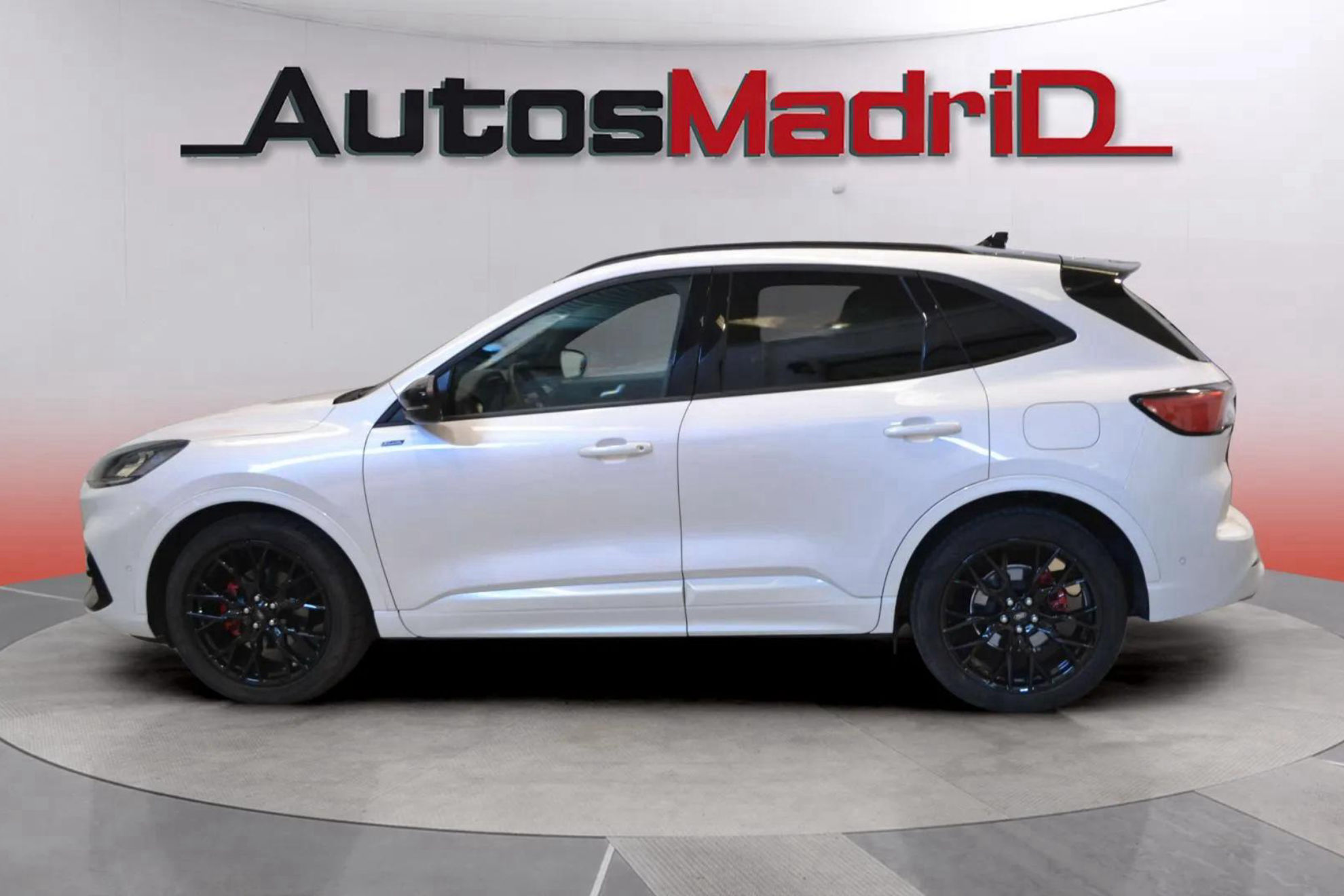 Ford Kuga ST-Line X 1.5T EcoBoost - foto 4