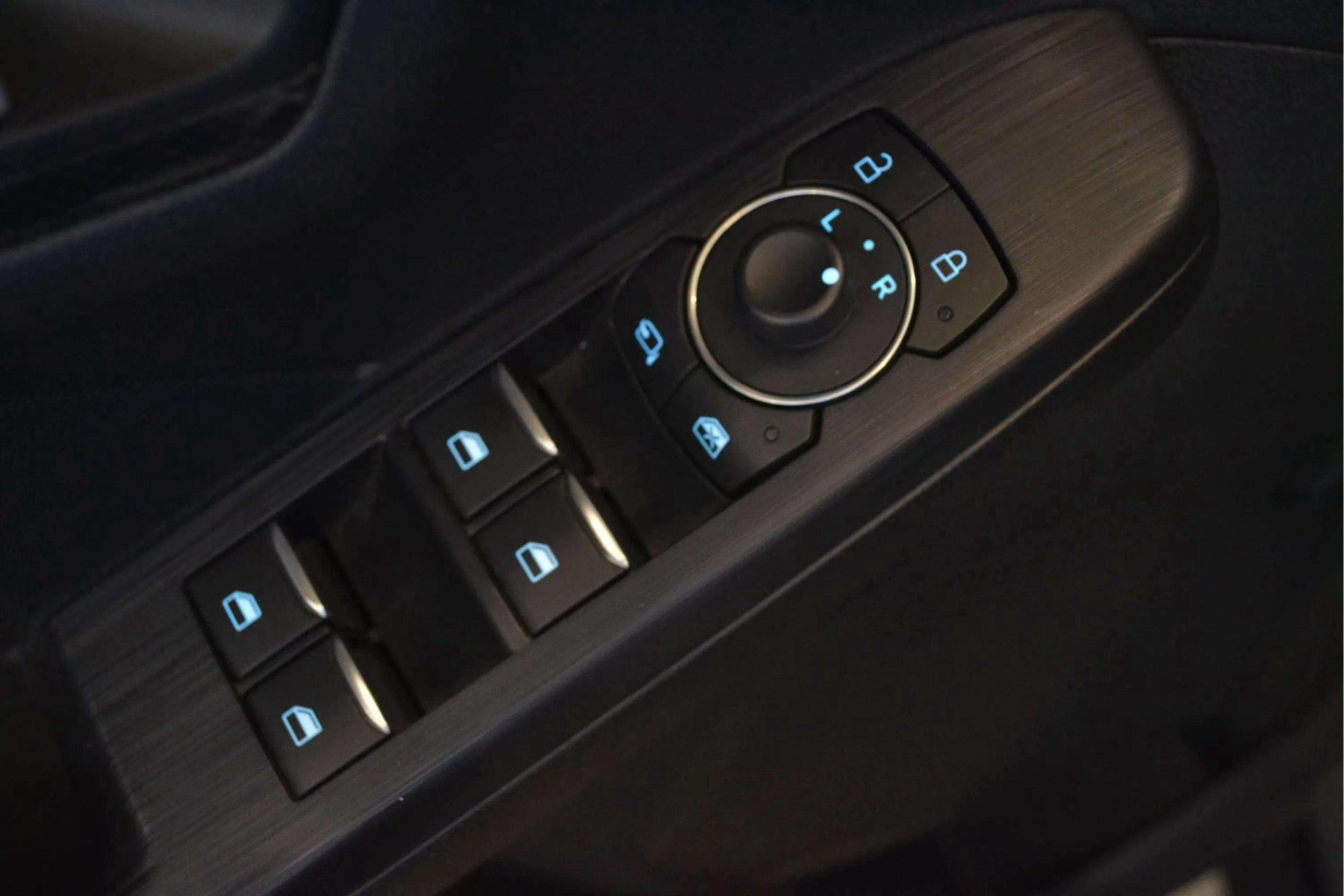Ford Kuga ST-Line X 1.5T EcoBoost - foto 13