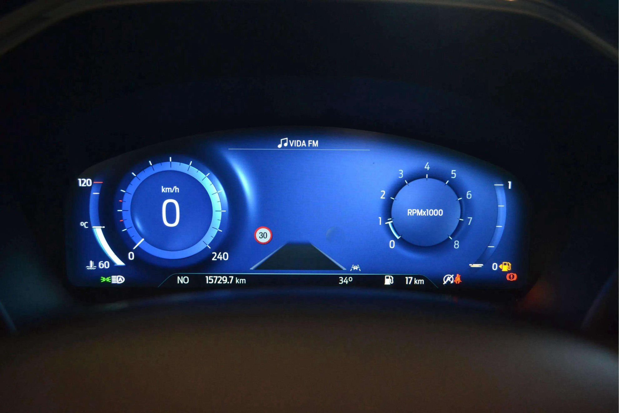 Ford Kuga ST-Line X 1.5T EcoBoost - foto 24