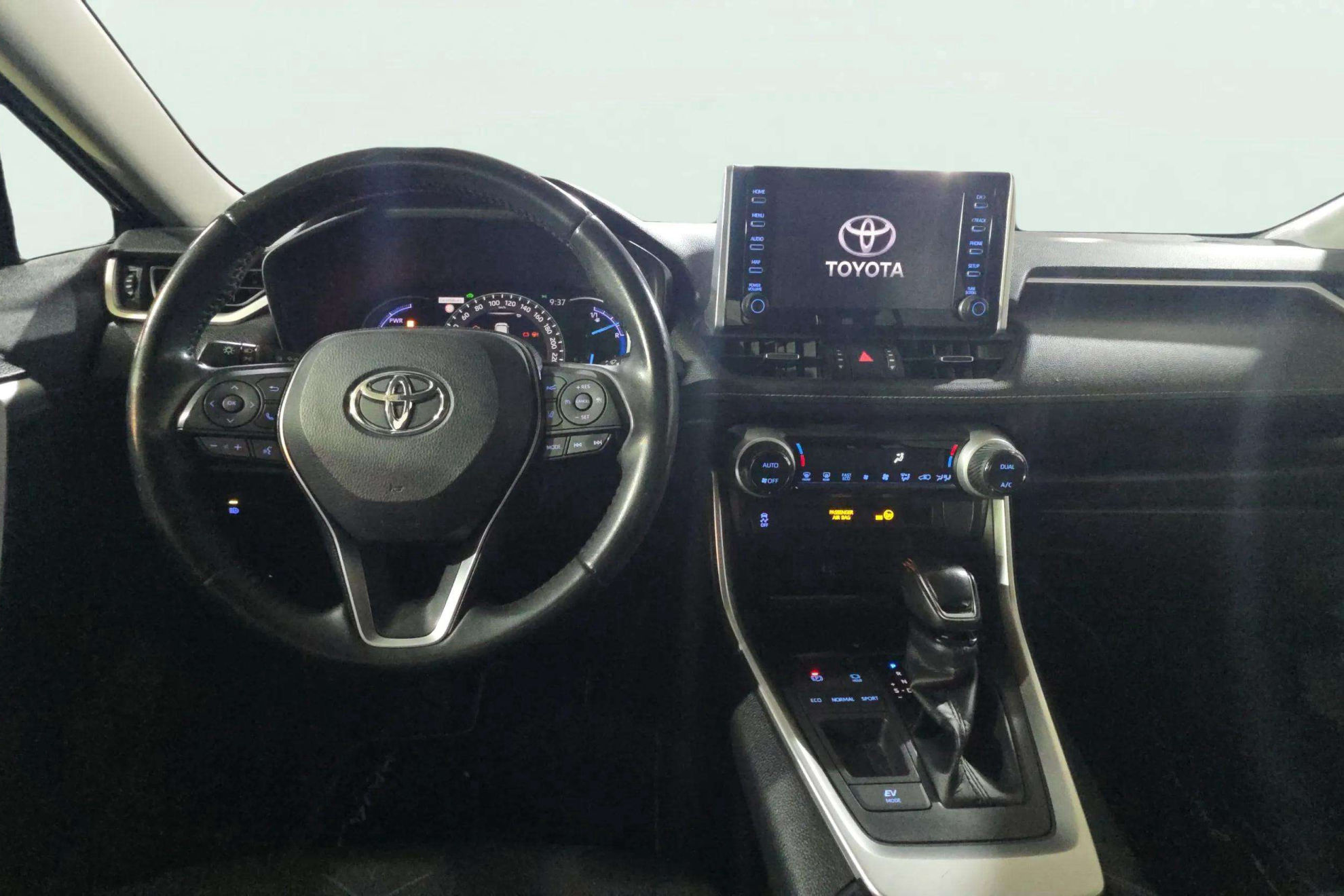 Toyota RAV4 2.5l 220H Advance - foto 9