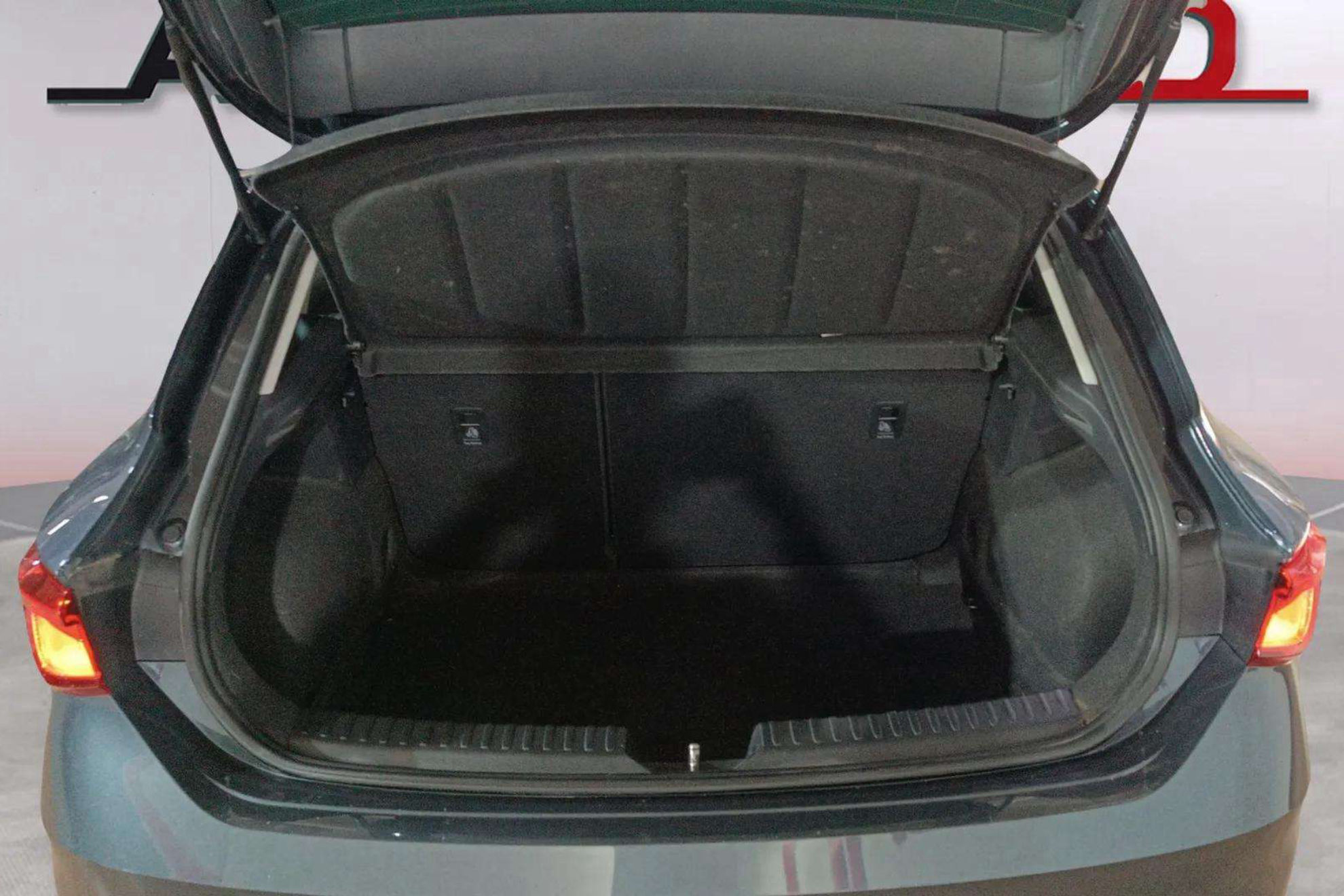 SEAT León 2.0 TDI DSG-7 Style Go - foto 7