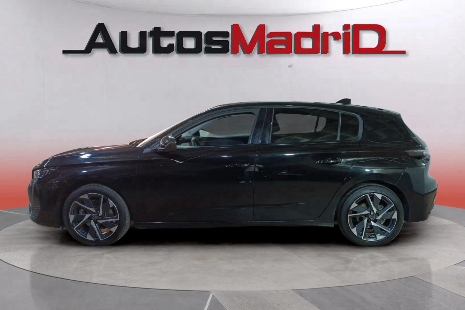Peugeot 308 Allure BlueHDi 130 EAT8 - foto 4