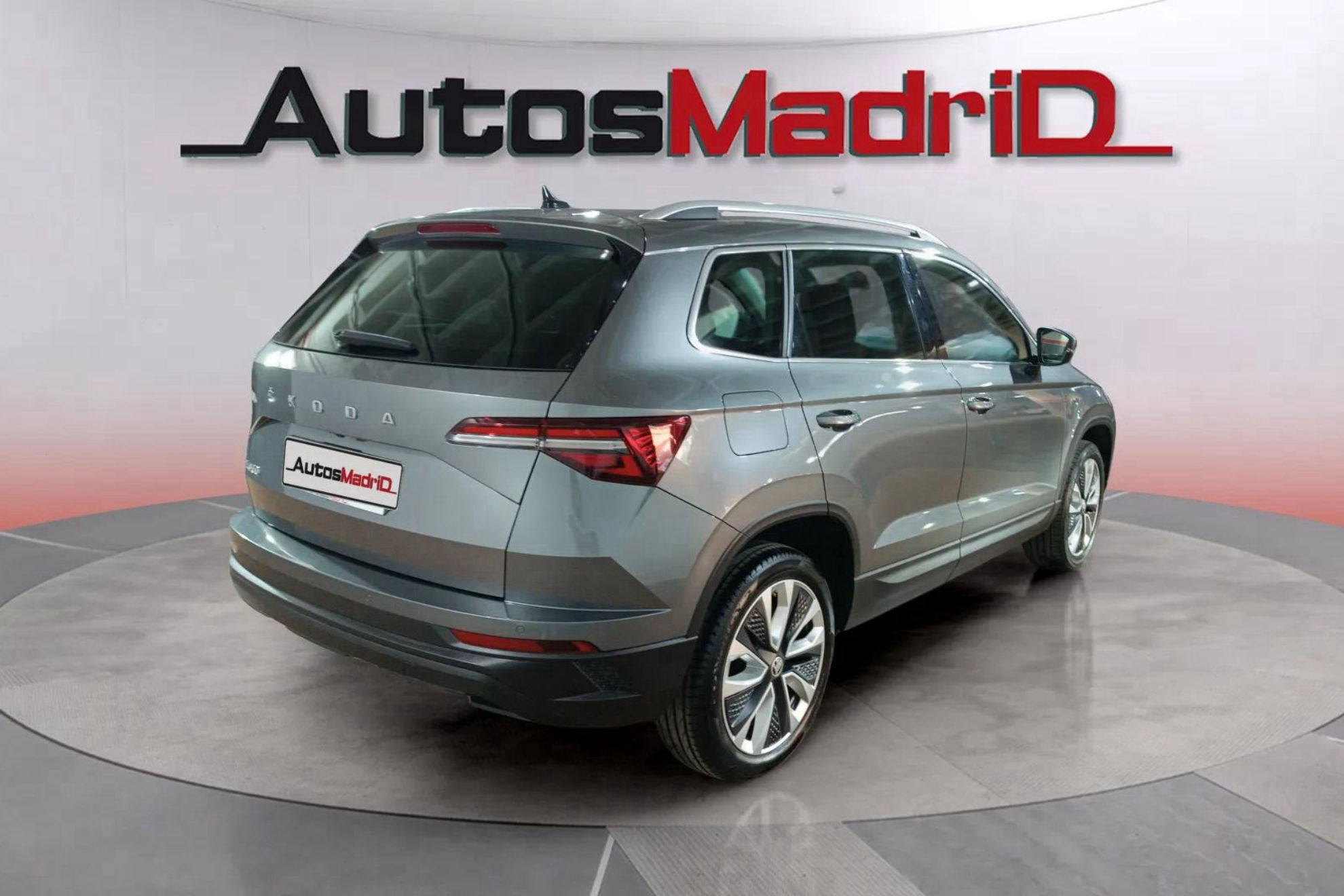 Škoda Karoq 1.5 TSI DSG ACT Selection - foto 8