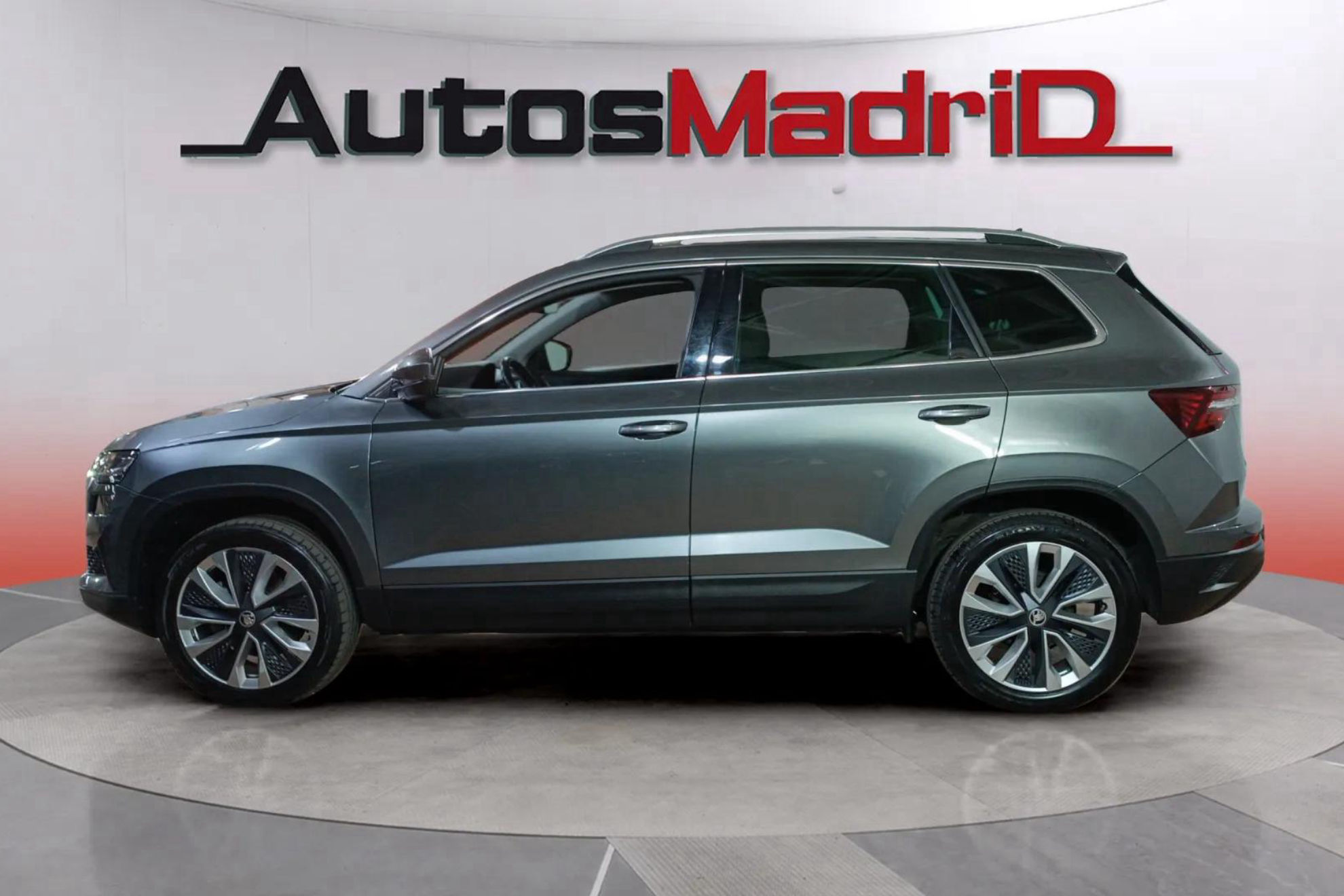 Škoda Karoq 1.5 TSI DSG ACT Selection - foto 4