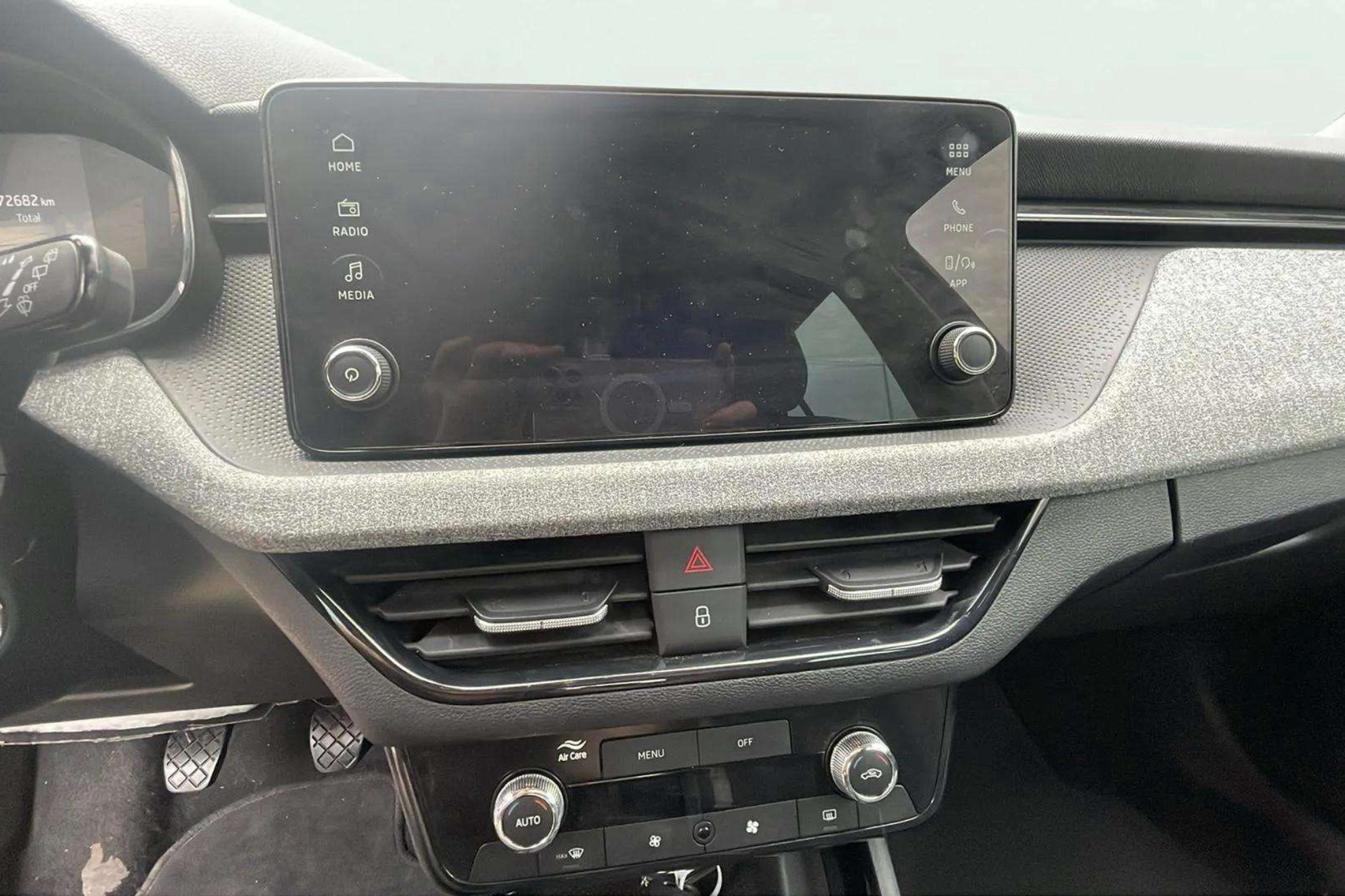Škoda Kamiq 1.0 TSI Selection - foto 18