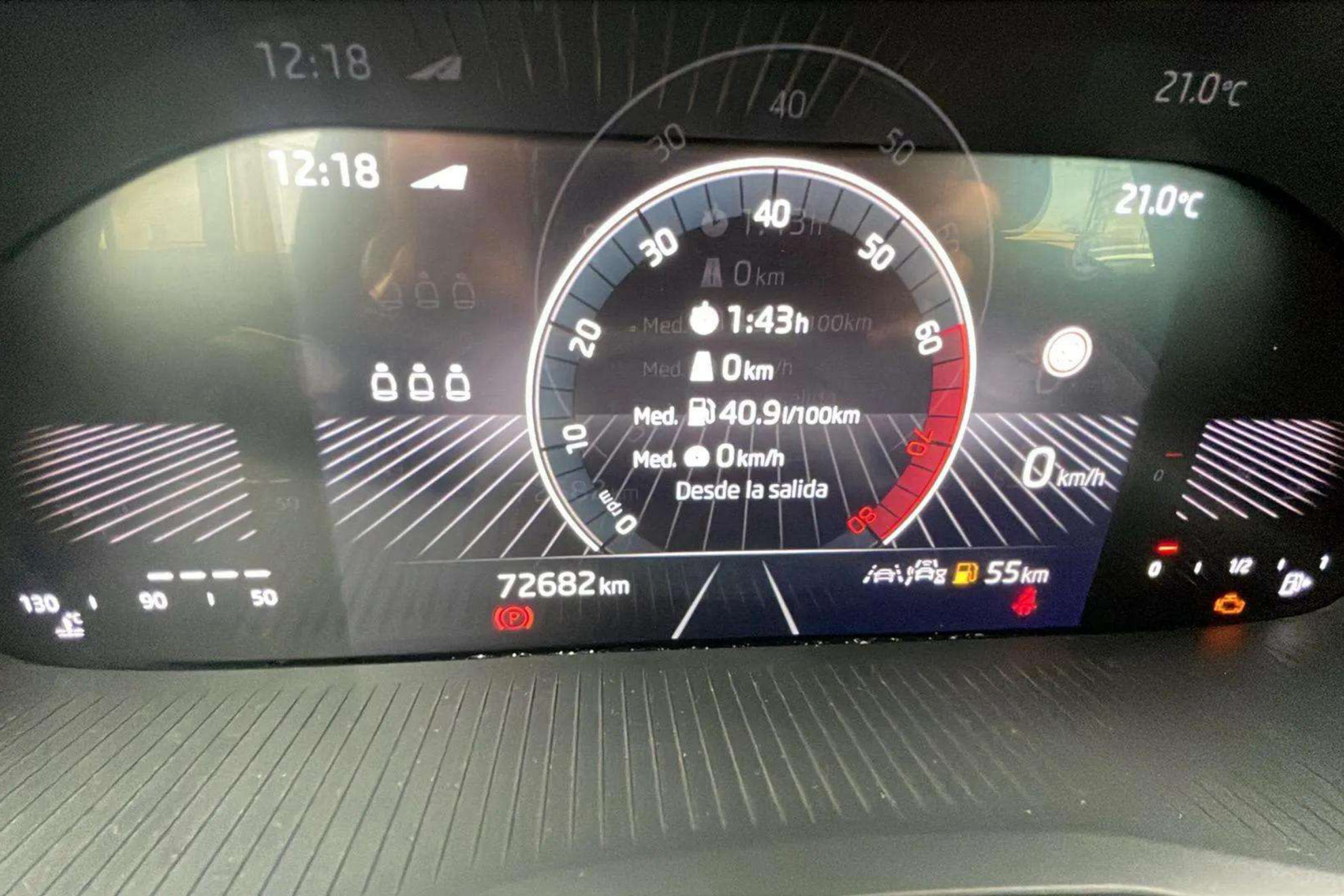 Škoda Kamiq 1.0 TSI Selection - foto 17