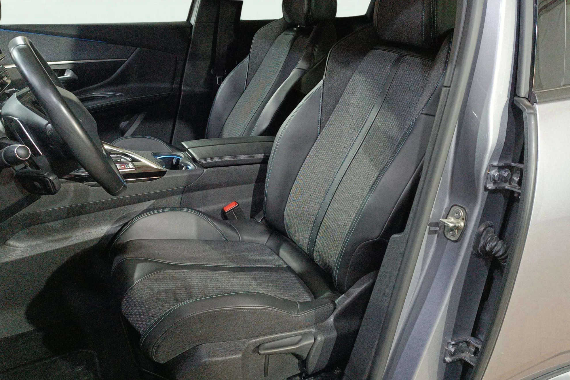Peugeot 3008 225 e-EAT8 Allure Pack - foto 14