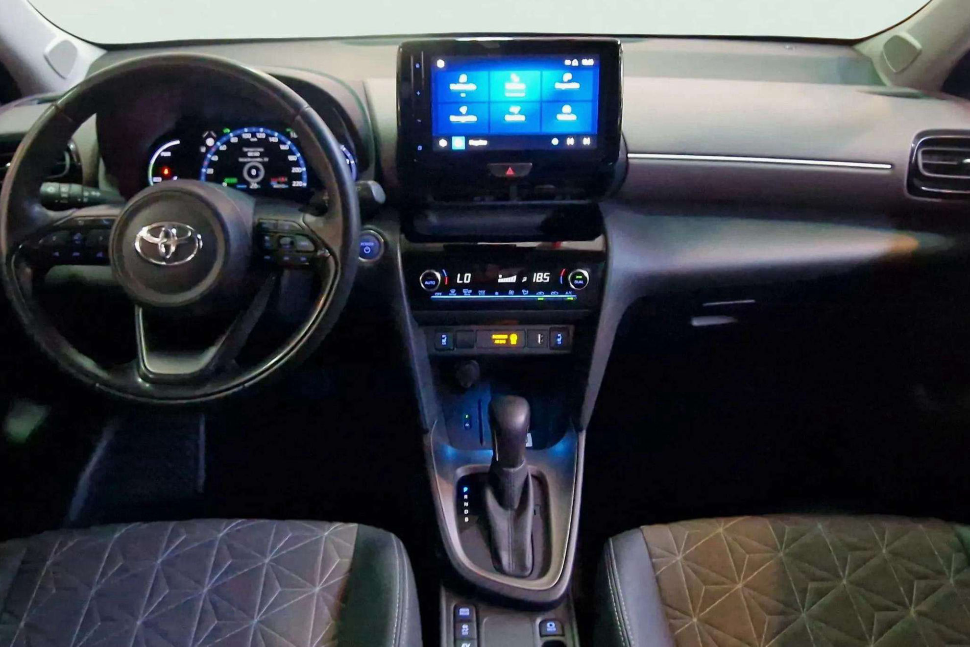 Toyota Yaris Cross 1.5 120H Style Bi-Tono - foto 16