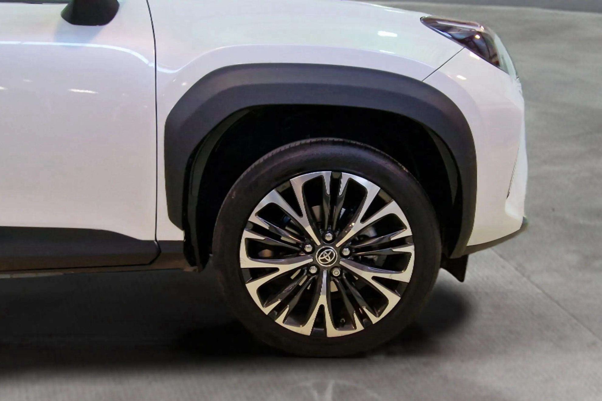 Toyota Yaris Cross 1.5 120H Style Bi-Tono - foto 10