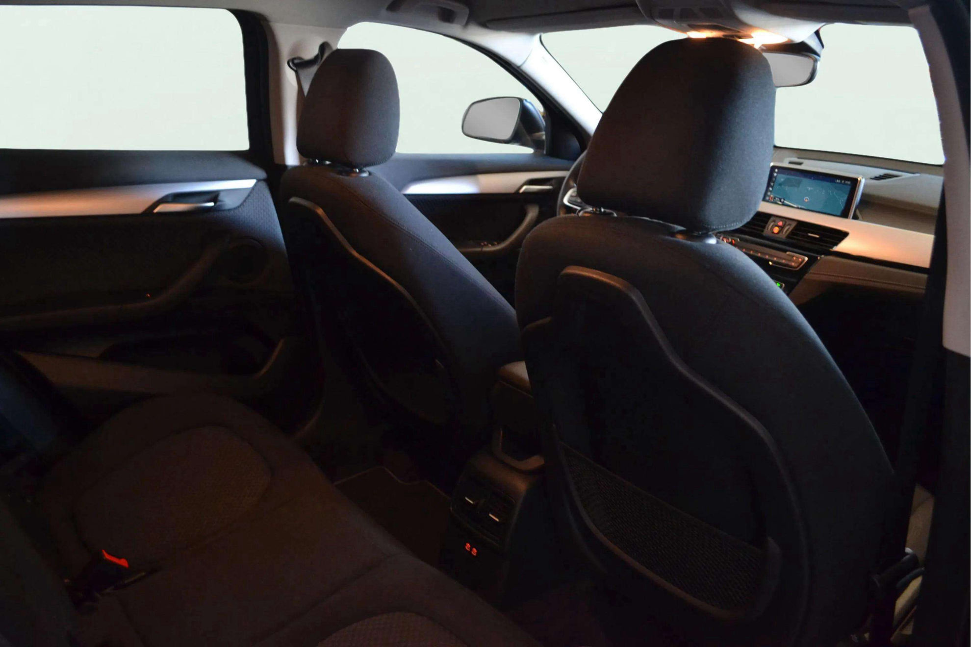 BMW X2 sDrive16d - foto 12
