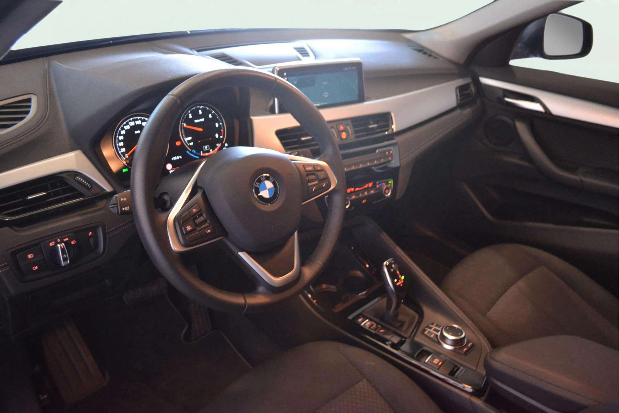 BMW X2 sDrive16d - foto 17
