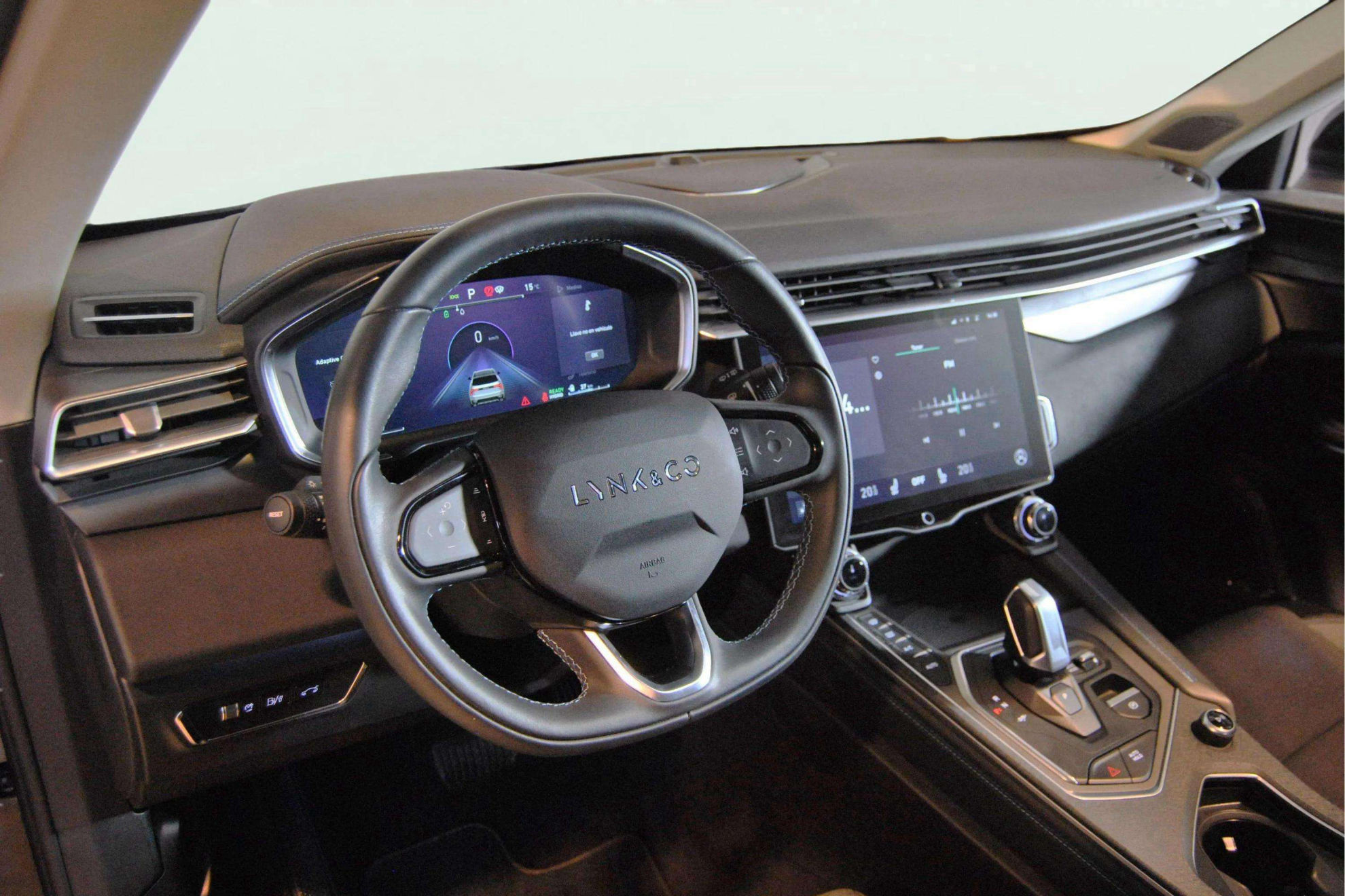 Lynk & Co 01 1.5 PHEV - foto 11
