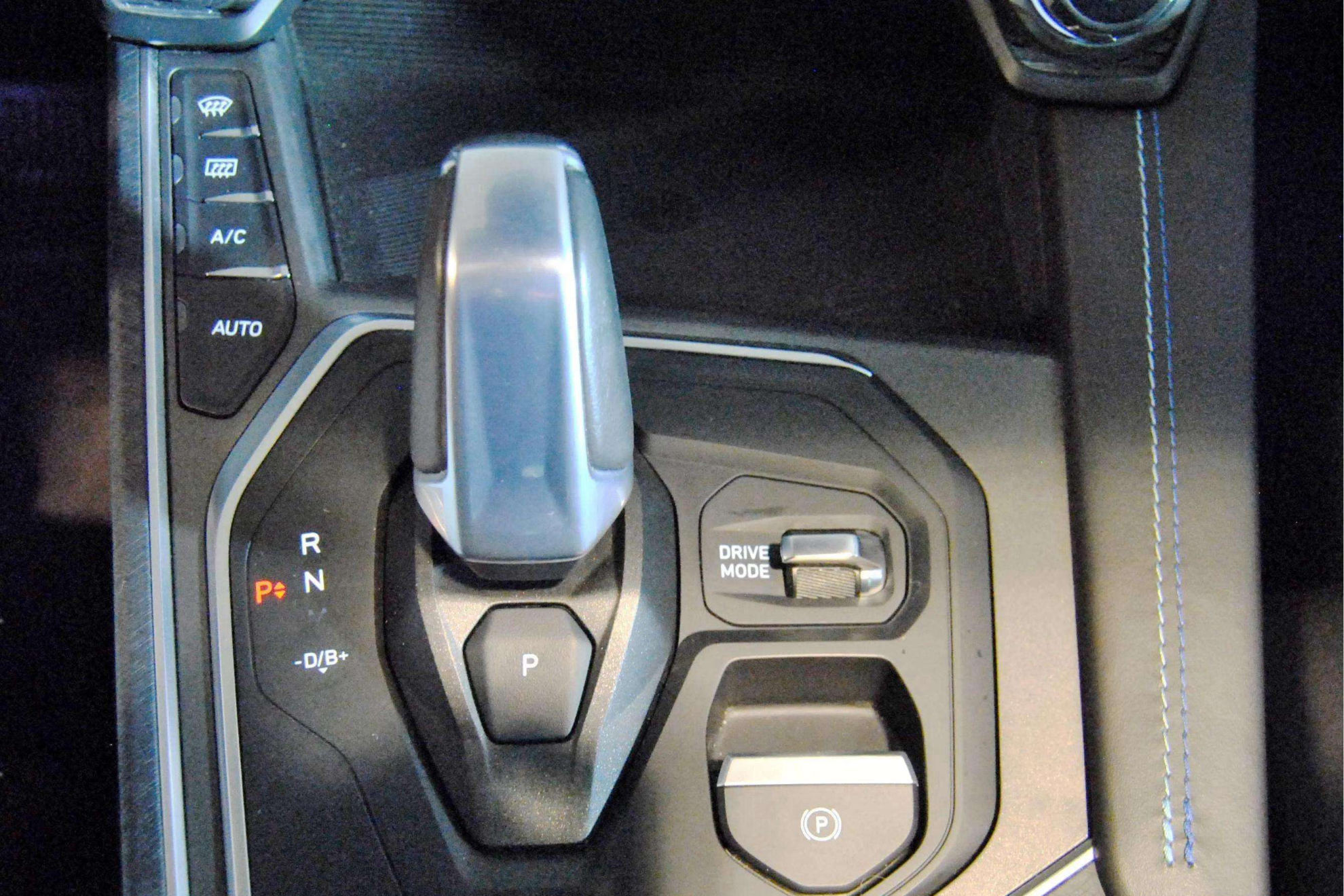 Lynk & Co 01 1.5 PHEV - foto 24