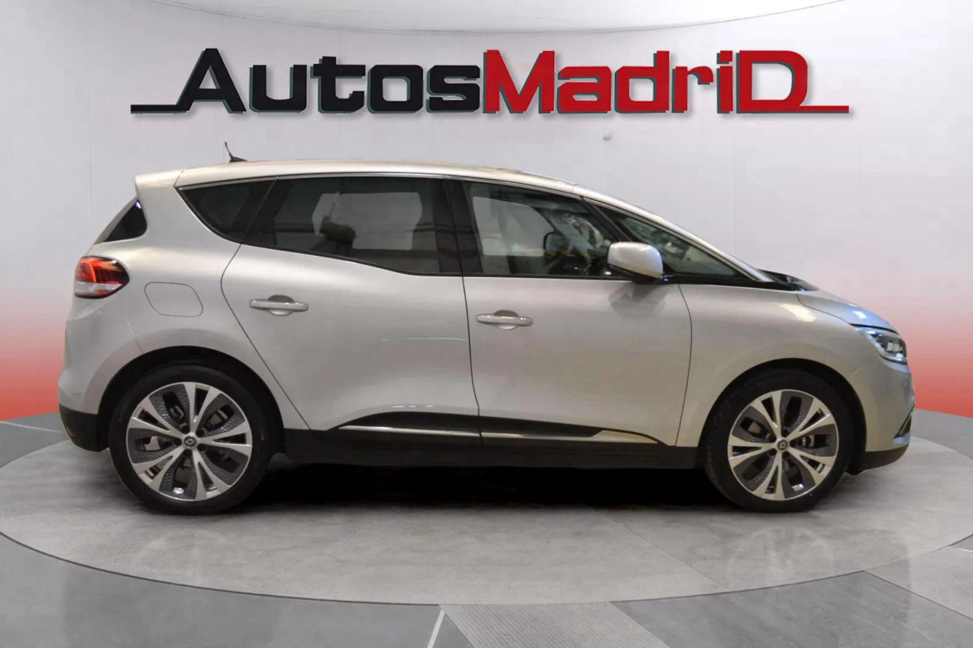 Renault Scénic Zen Blue dCi - foto 8