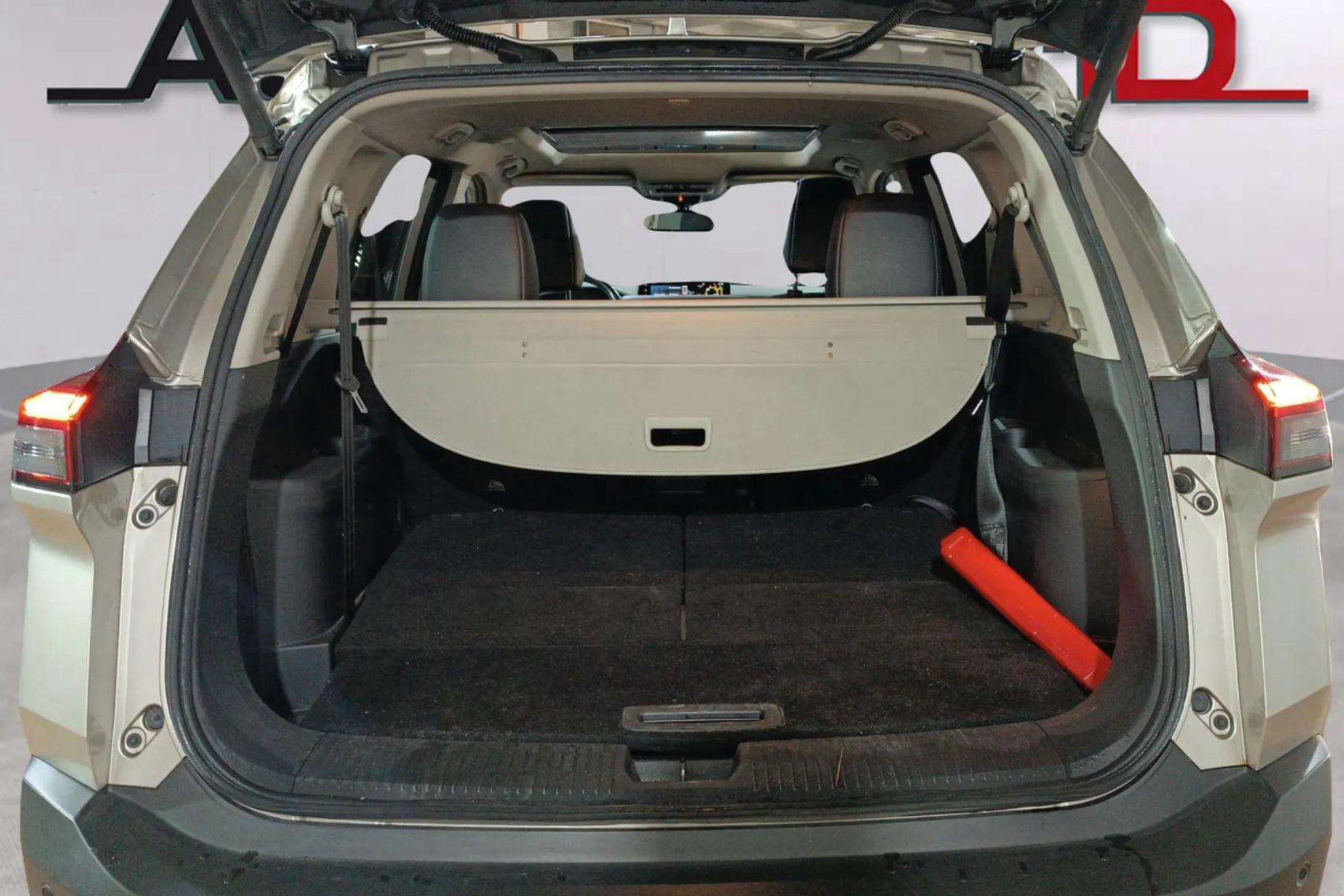 Nissan X-Trail 7 plazas 1.5 e4ORCE 4x4 Tekna - foto 7