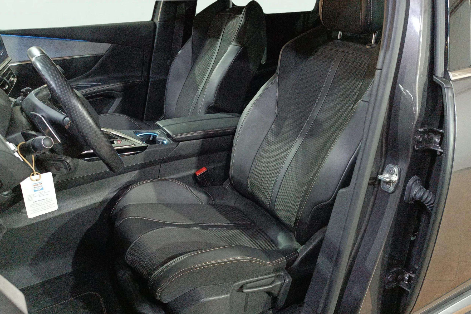 Peugeot 5008 1.5 BlueHDi GT EAT8 - foto 14