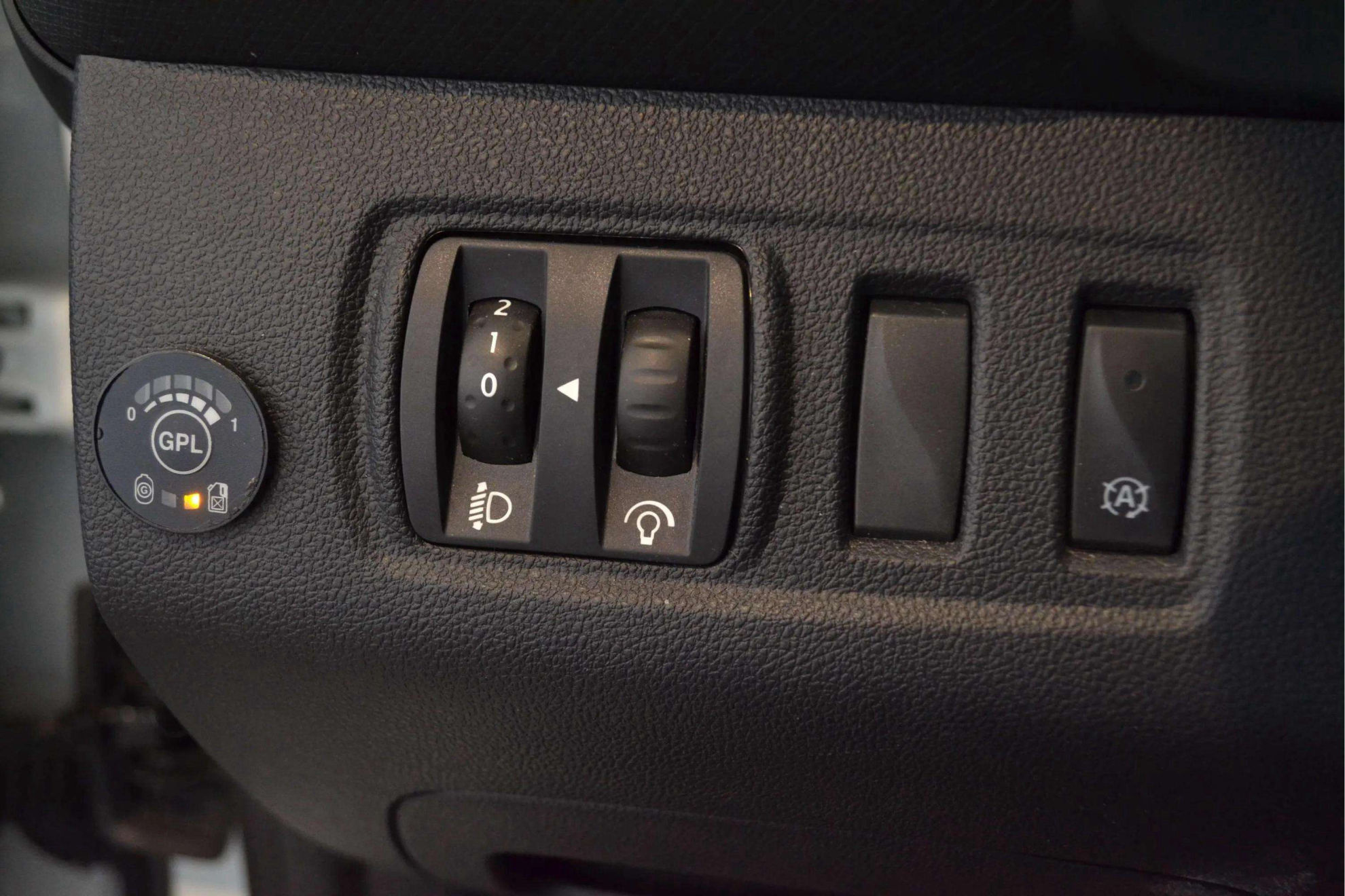 Renault Clio Business TCe GLP - foto 17