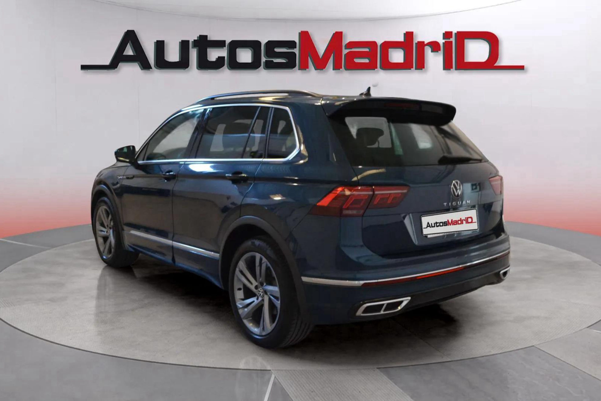 Volkswagen Tiguan R-Line 2.0 TDI DSG - foto 5