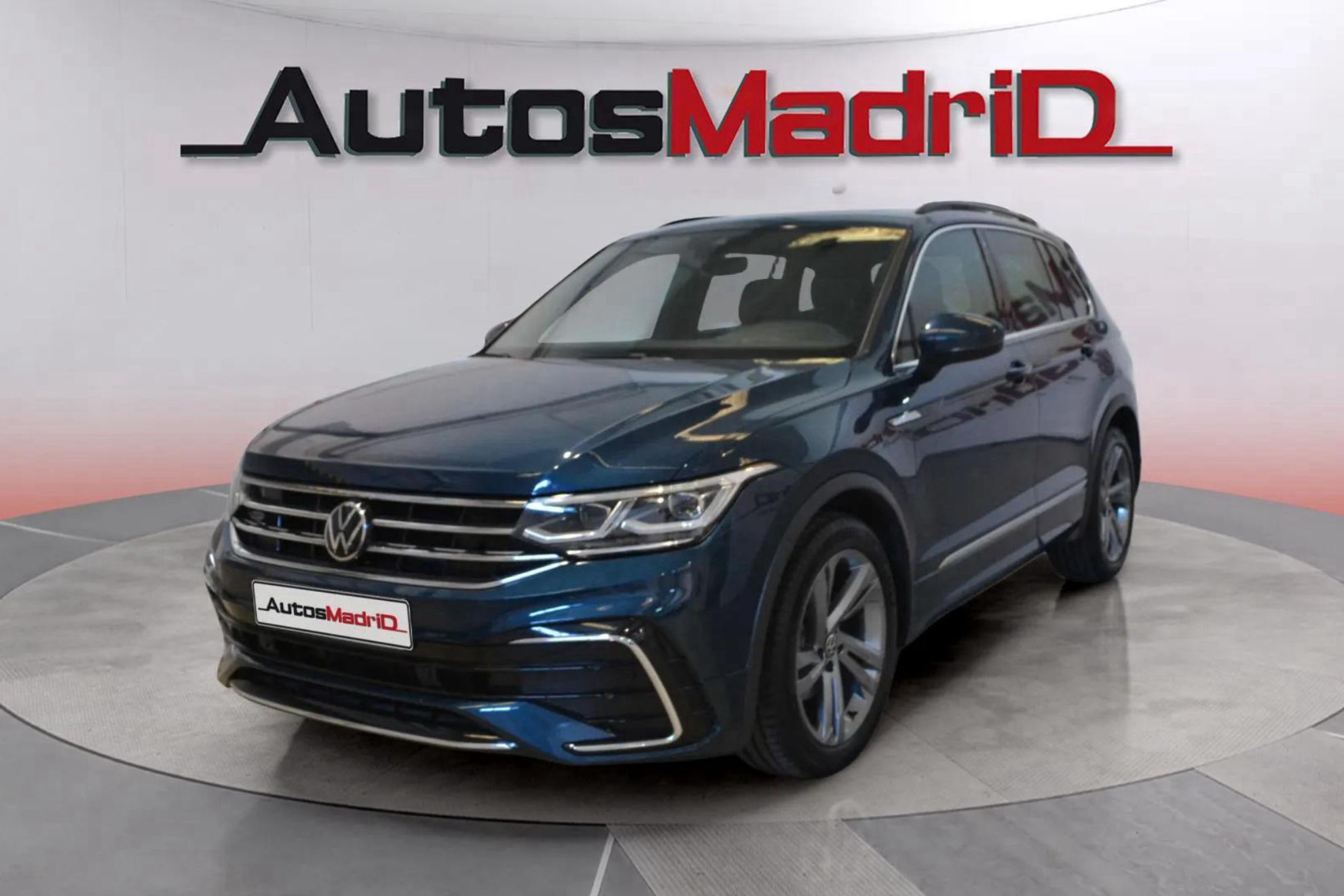 Volkswagen Tiguan R-Line 2.0 TDI DSG - foto 3