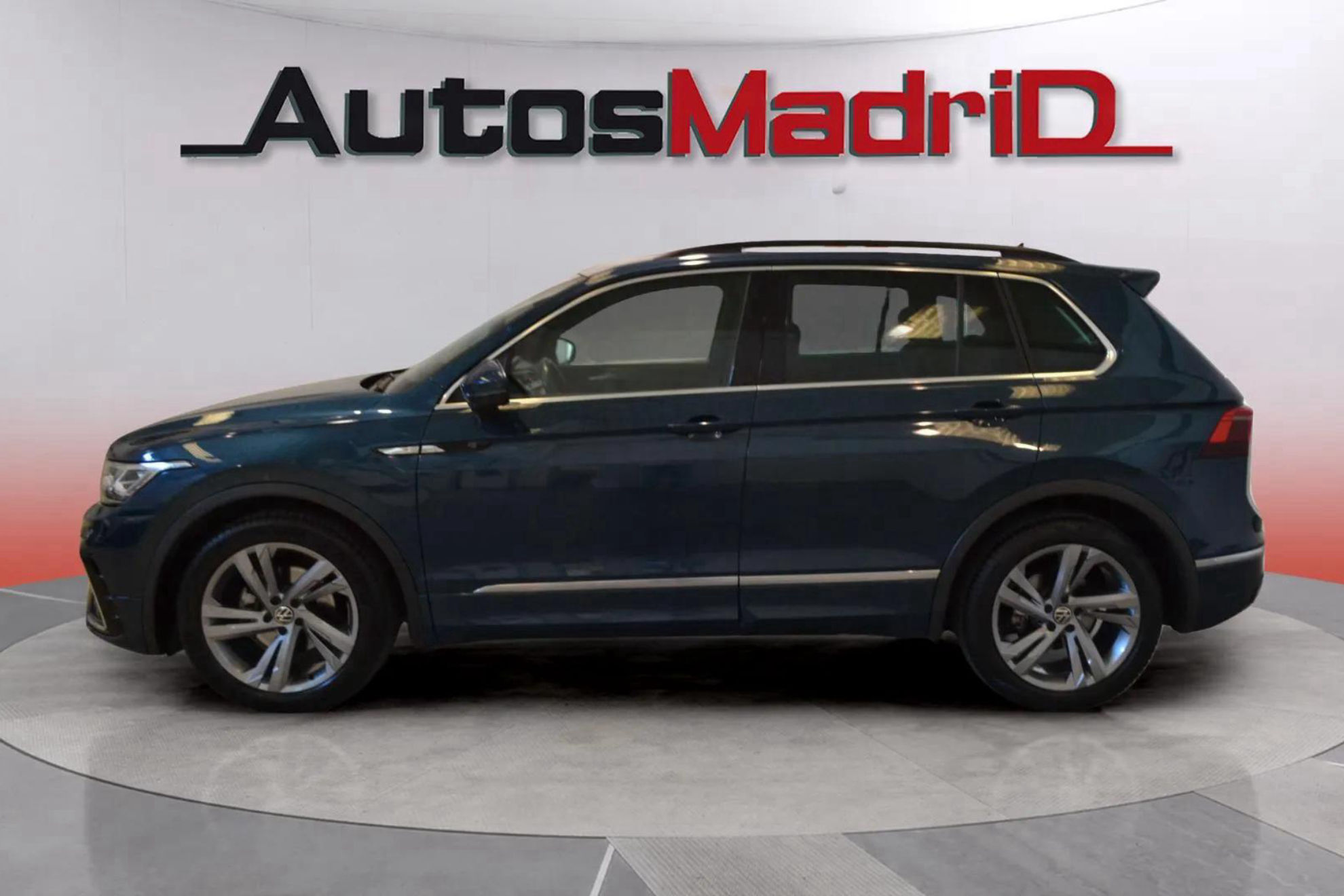 Volkswagen Tiguan R-Line 2.0 TDI DSG - foto 4