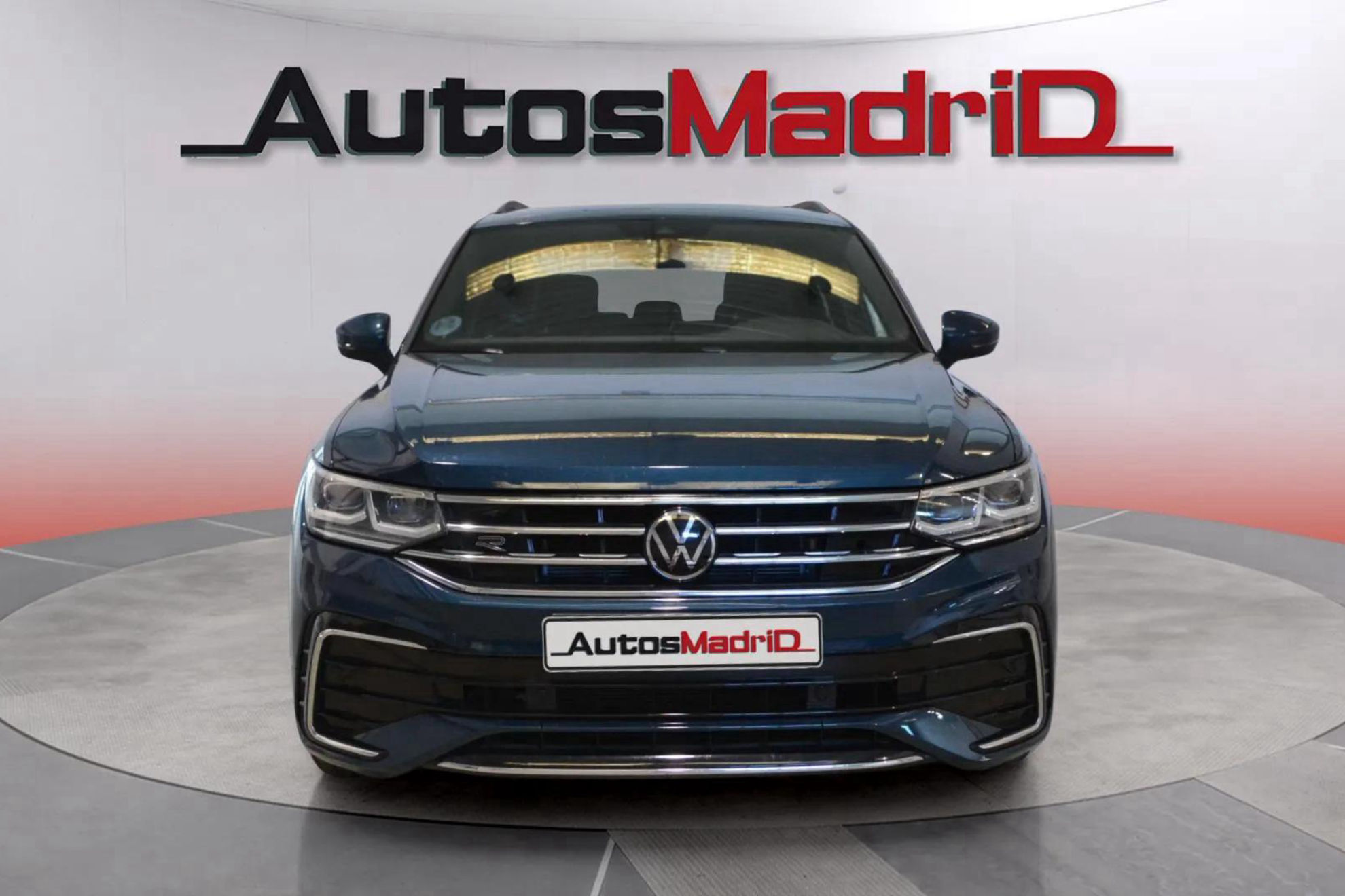Volkswagen Tiguan R-Line 2.0 TDI DSG - foto 2