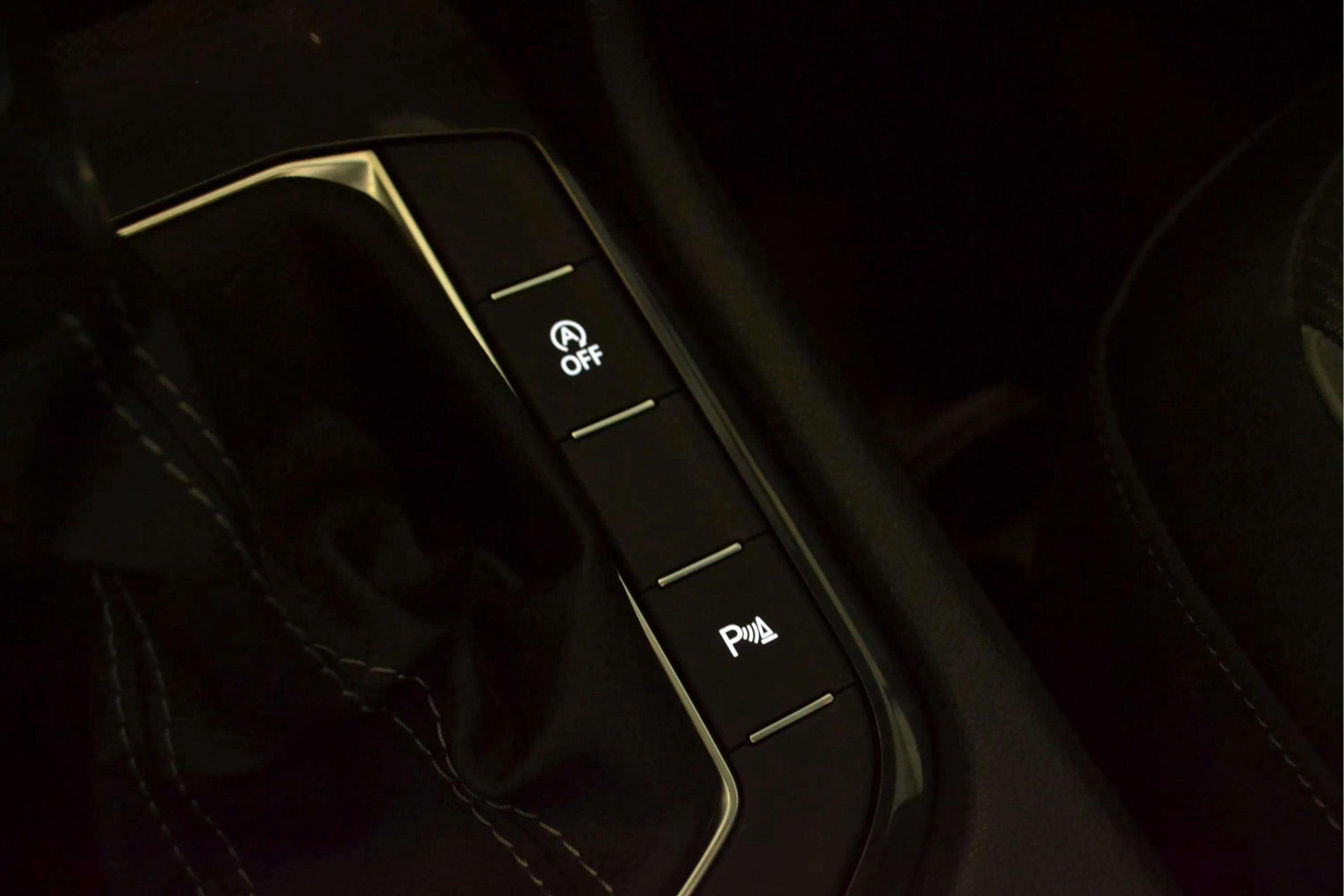 Volkswagen Tiguan R-Line 2.0 TDI DSG - foto 28