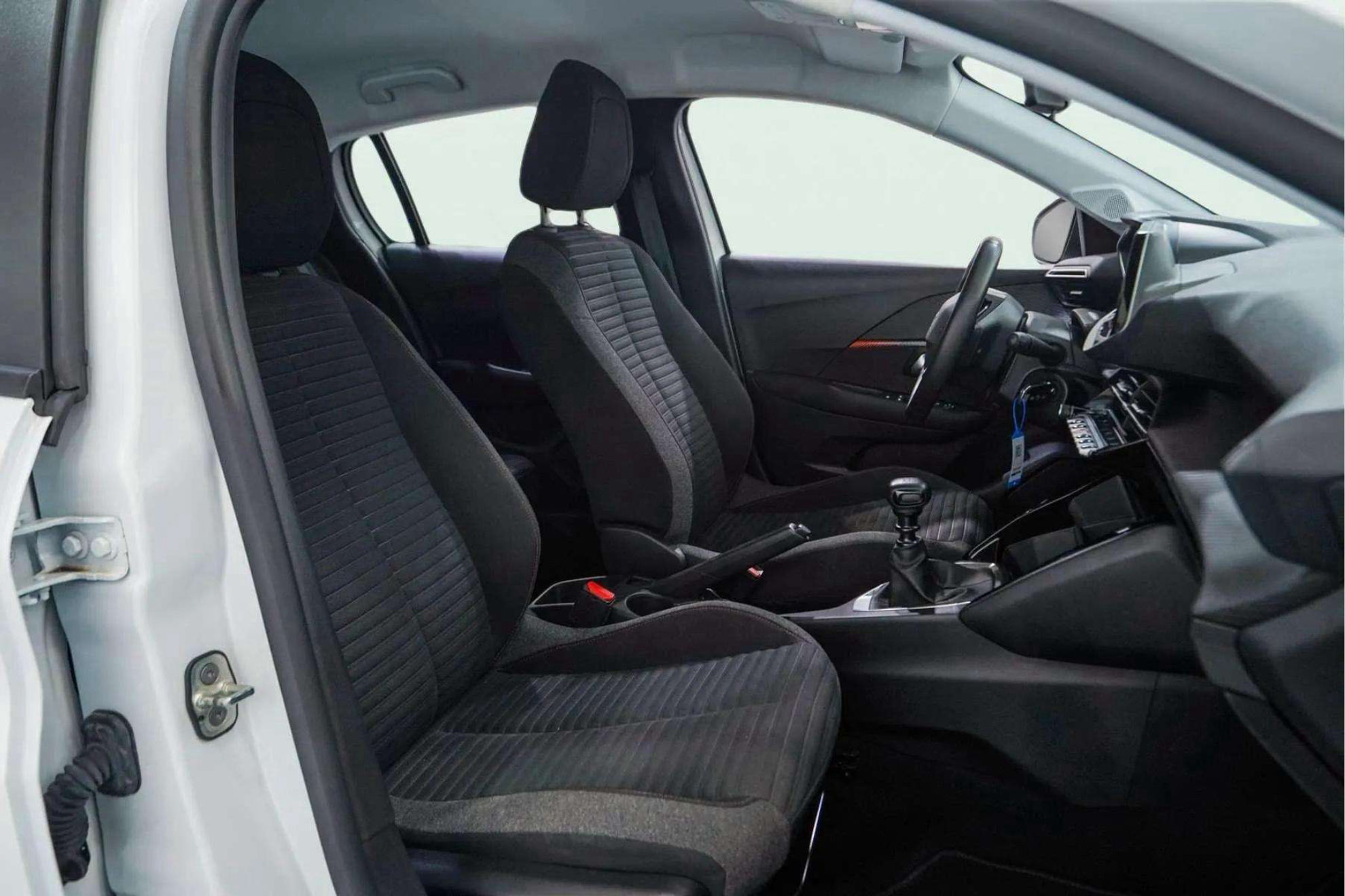 Peugeot 208 BlueHDi Allure - foto 13