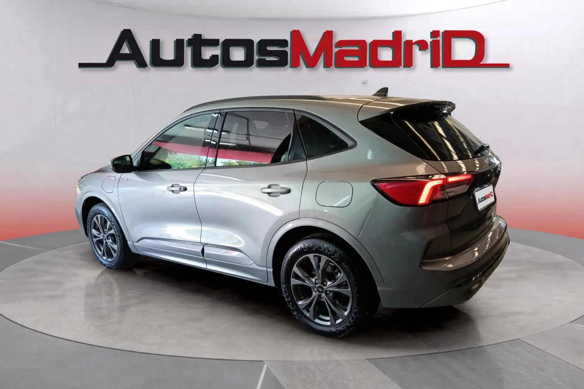 Ford Kuga ST-Line 2.5 Duratec PHEV - foto 4