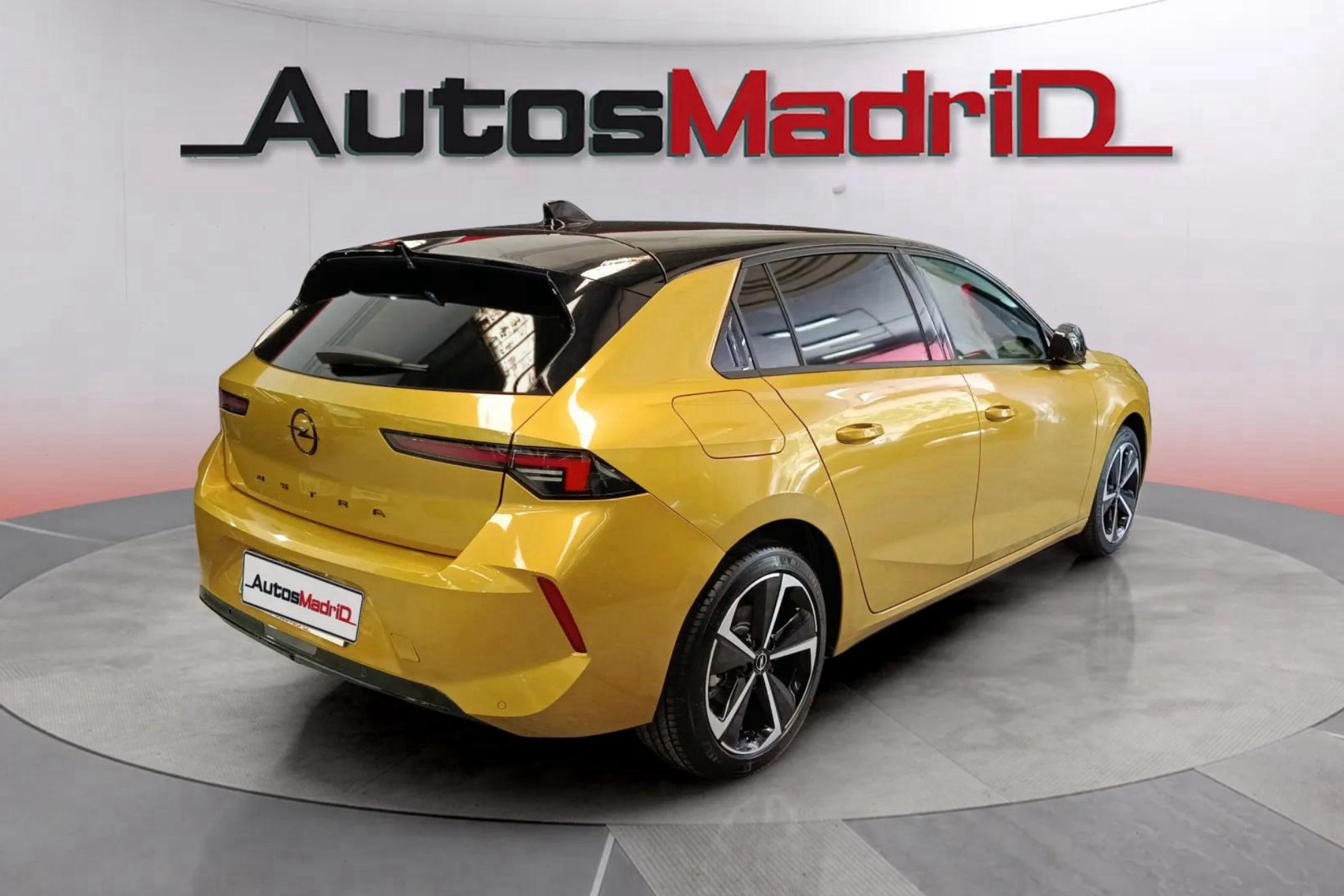 Opel Astra 1.2T XHT Edition - foto 6