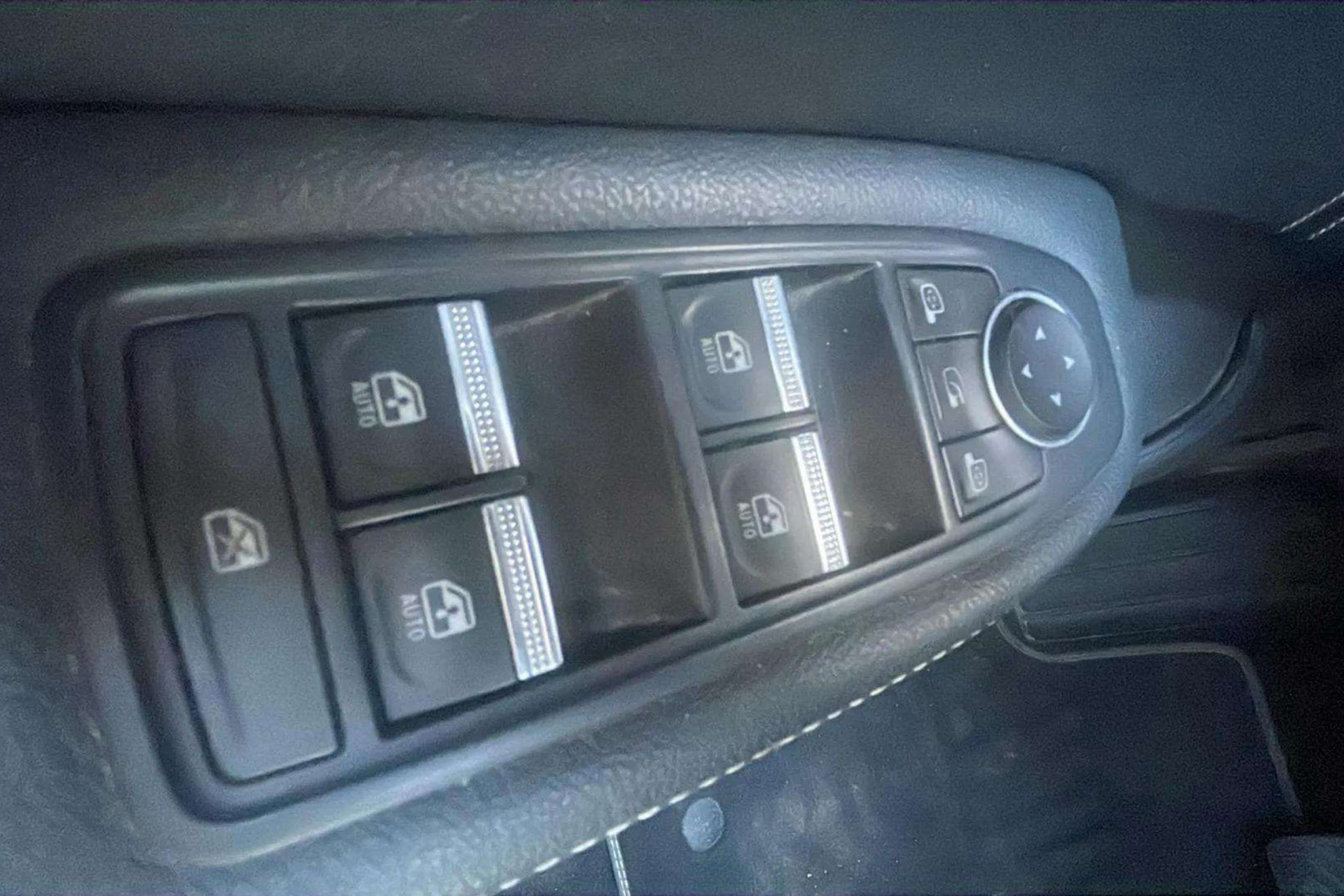 Renault Arkana Zen E-Tech Hibrido 105kW145CV - foto 12