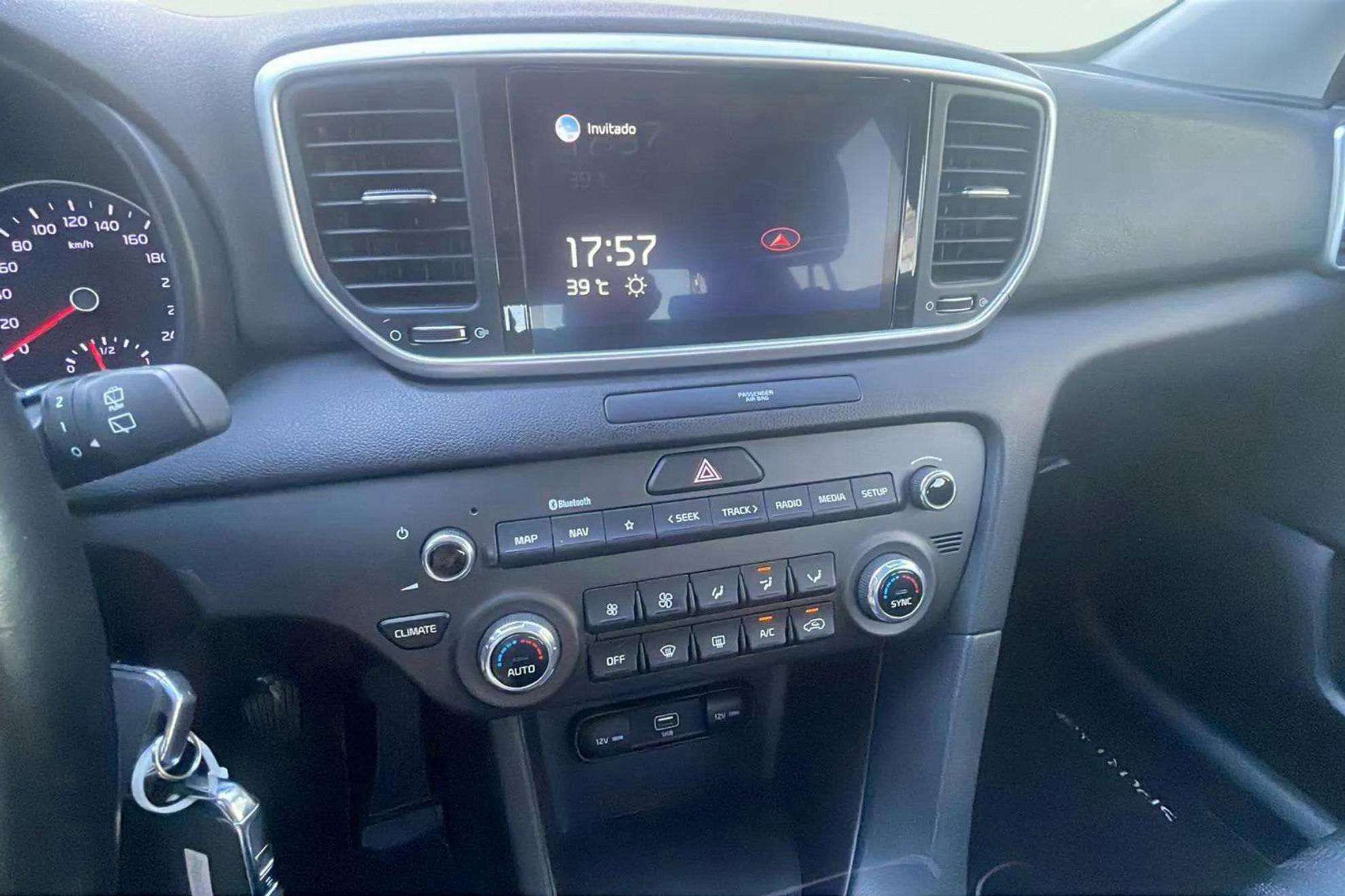 Kia Sportage 1.6 MHEV Concept 4x2 - foto 13