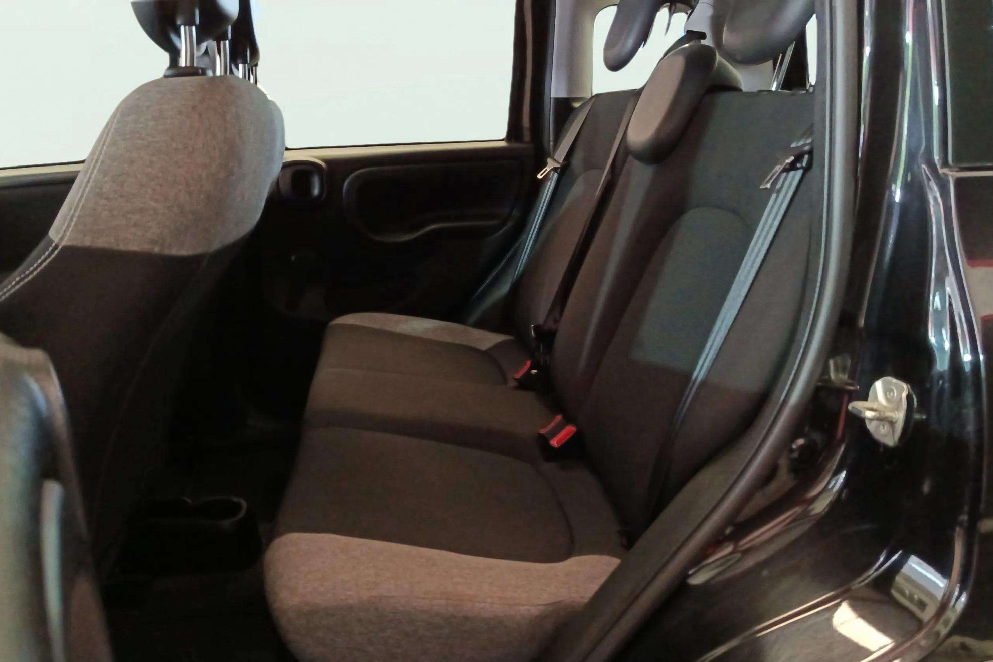 Fiat Panda Hybrid 1.0 - foto 11
