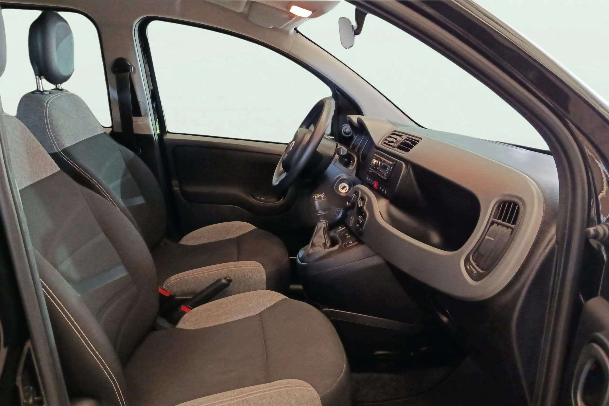 Fiat Panda Hybrid 1.0 - foto 13