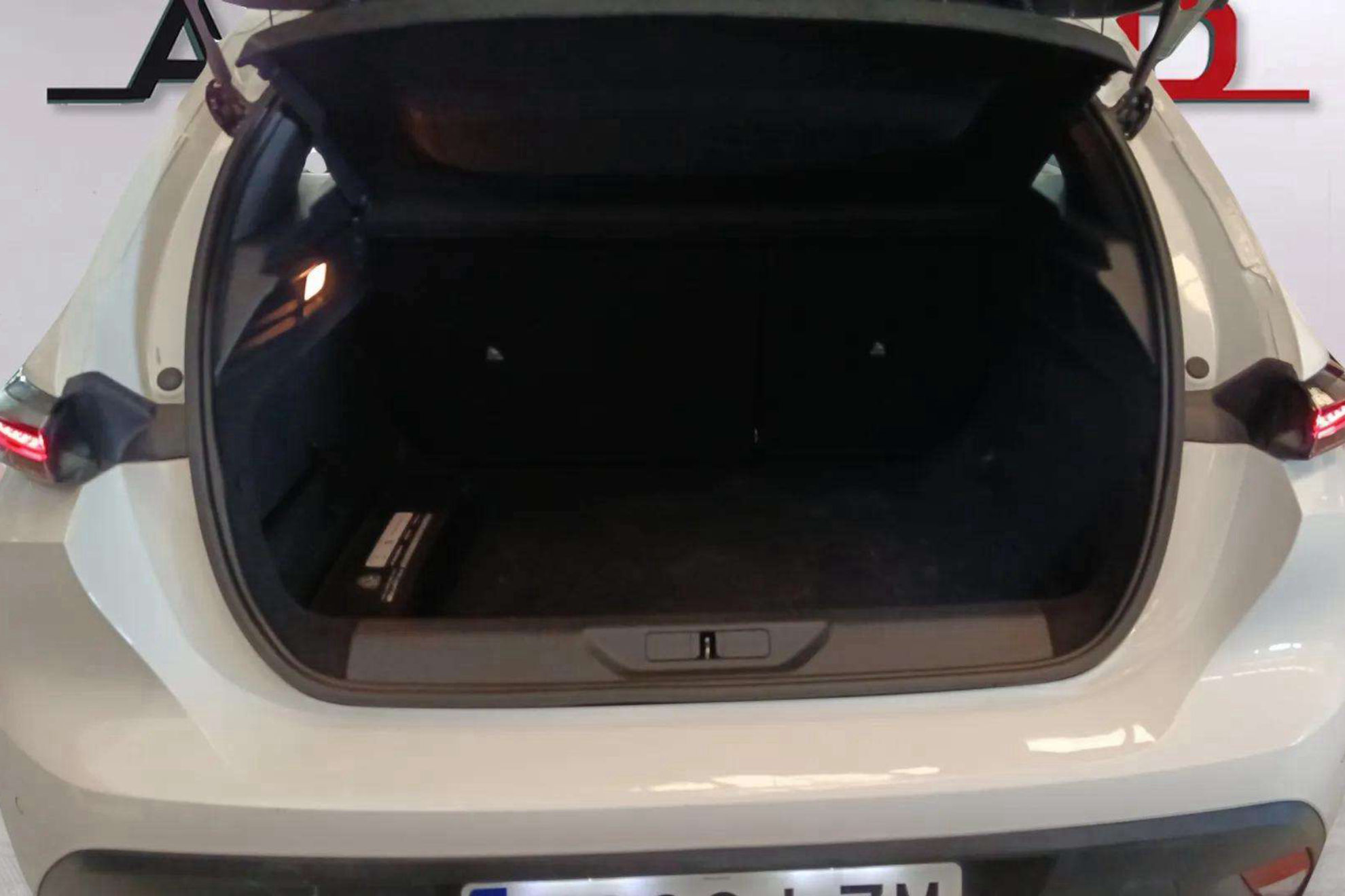 Peugeot 308 Allure Pack BlueHDi 130 - foto 12