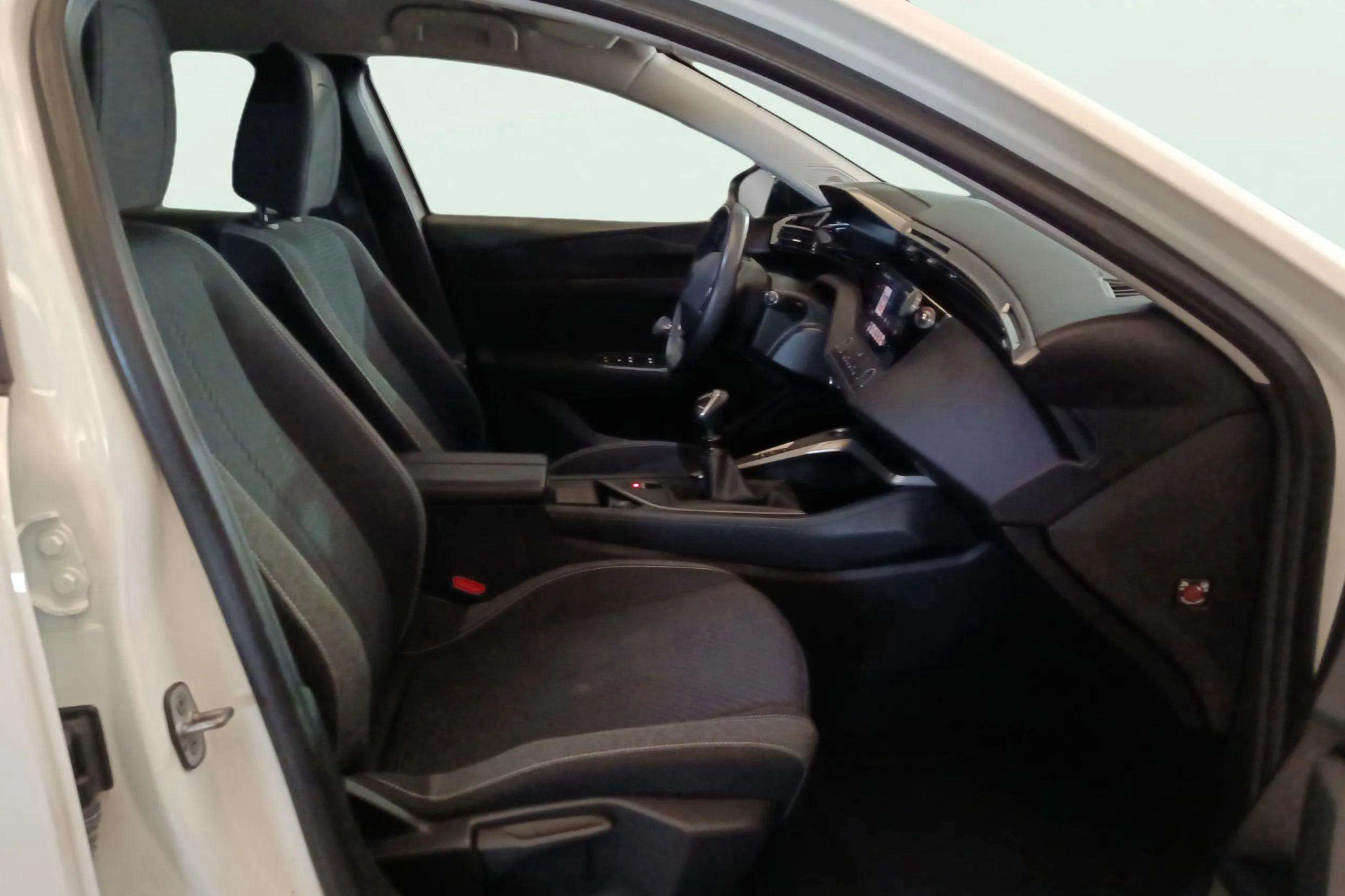 Peugeot 308 Allure Pack BlueHDi 130 - foto 14