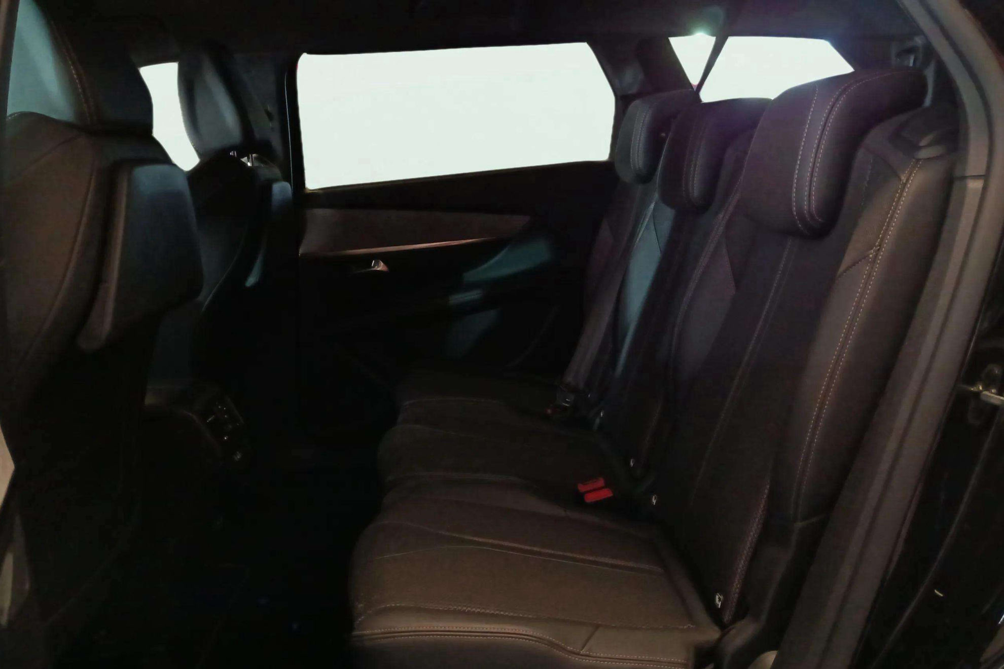 Peugeot 5008 1.5 BlueHDi GT EAT8 - foto 9