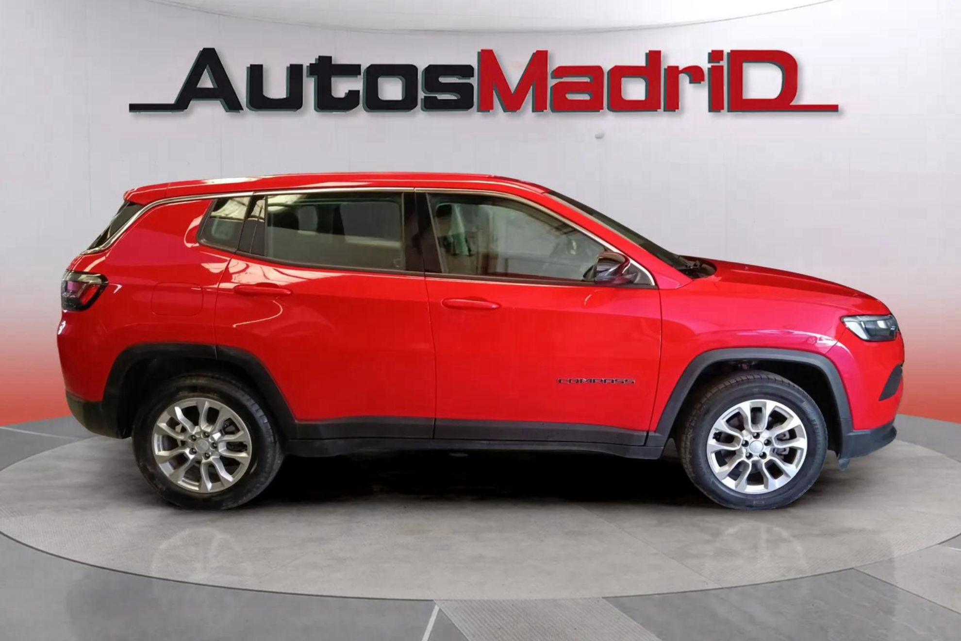 Jeep Compass eHybrid 1.5 MHEV Longitude Dct - foto 6