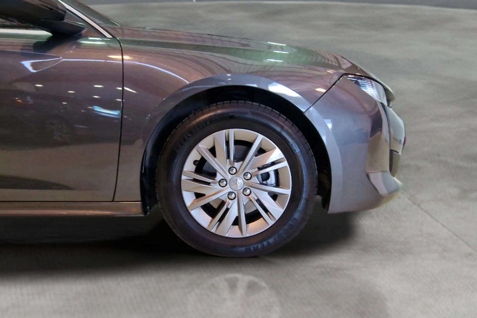 Peugeot 508 Business Line BlueHDi 130 EAT8 - foto 10