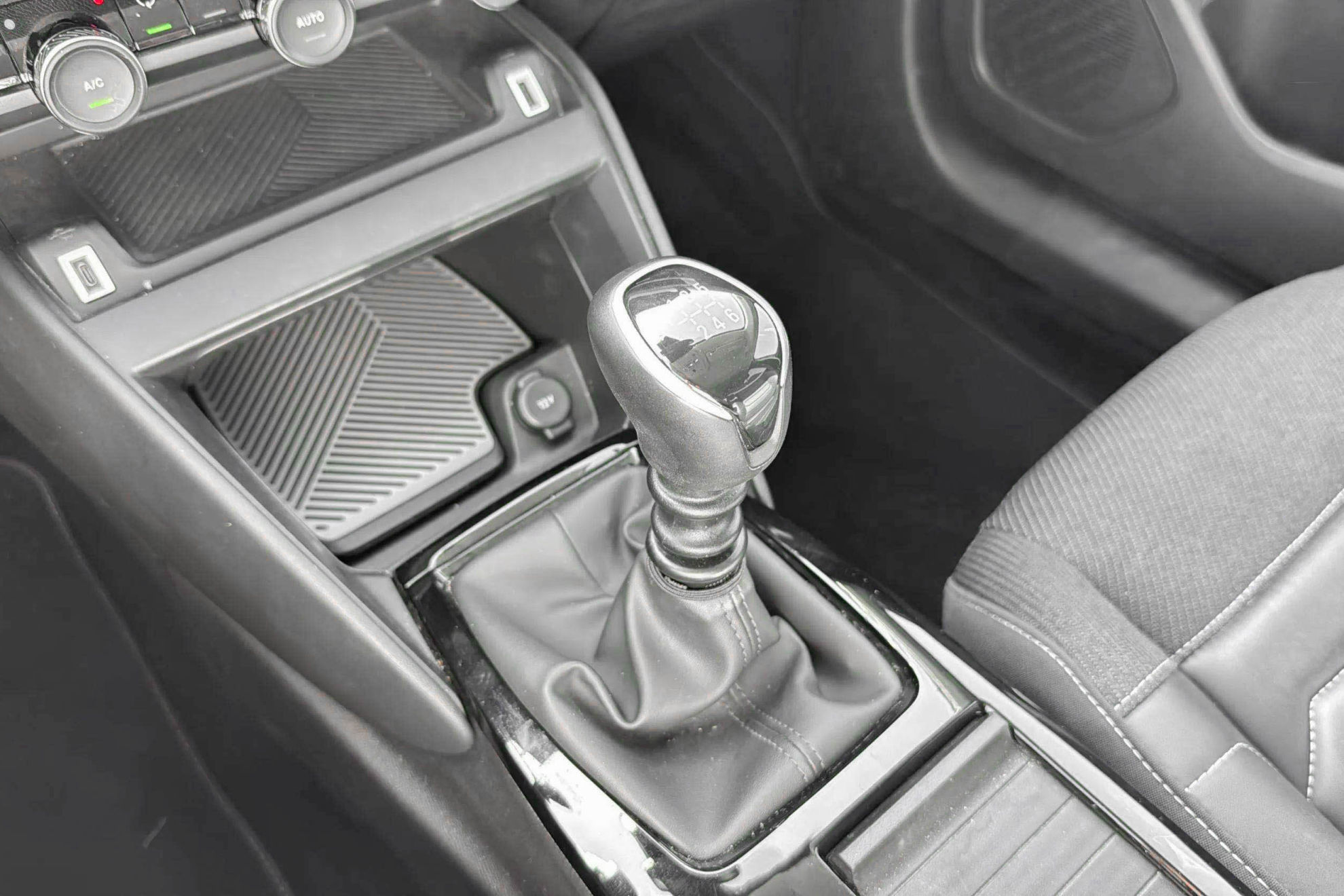 Citroën C4 PureTech 130 Feel - foto 33
