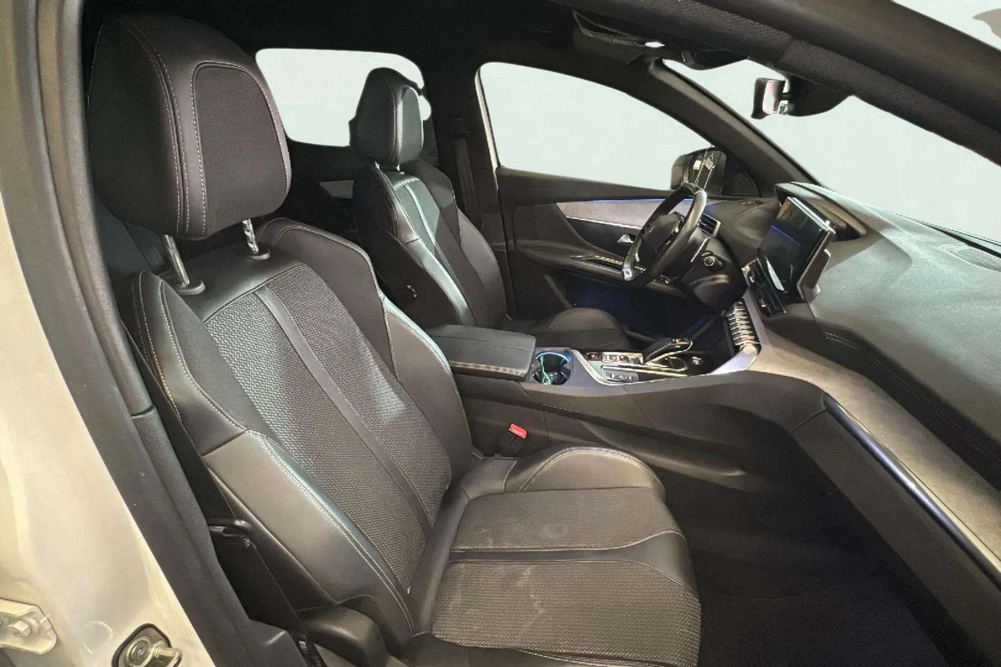 Peugeot 3008 225 e-EAT8 Allure - foto 9